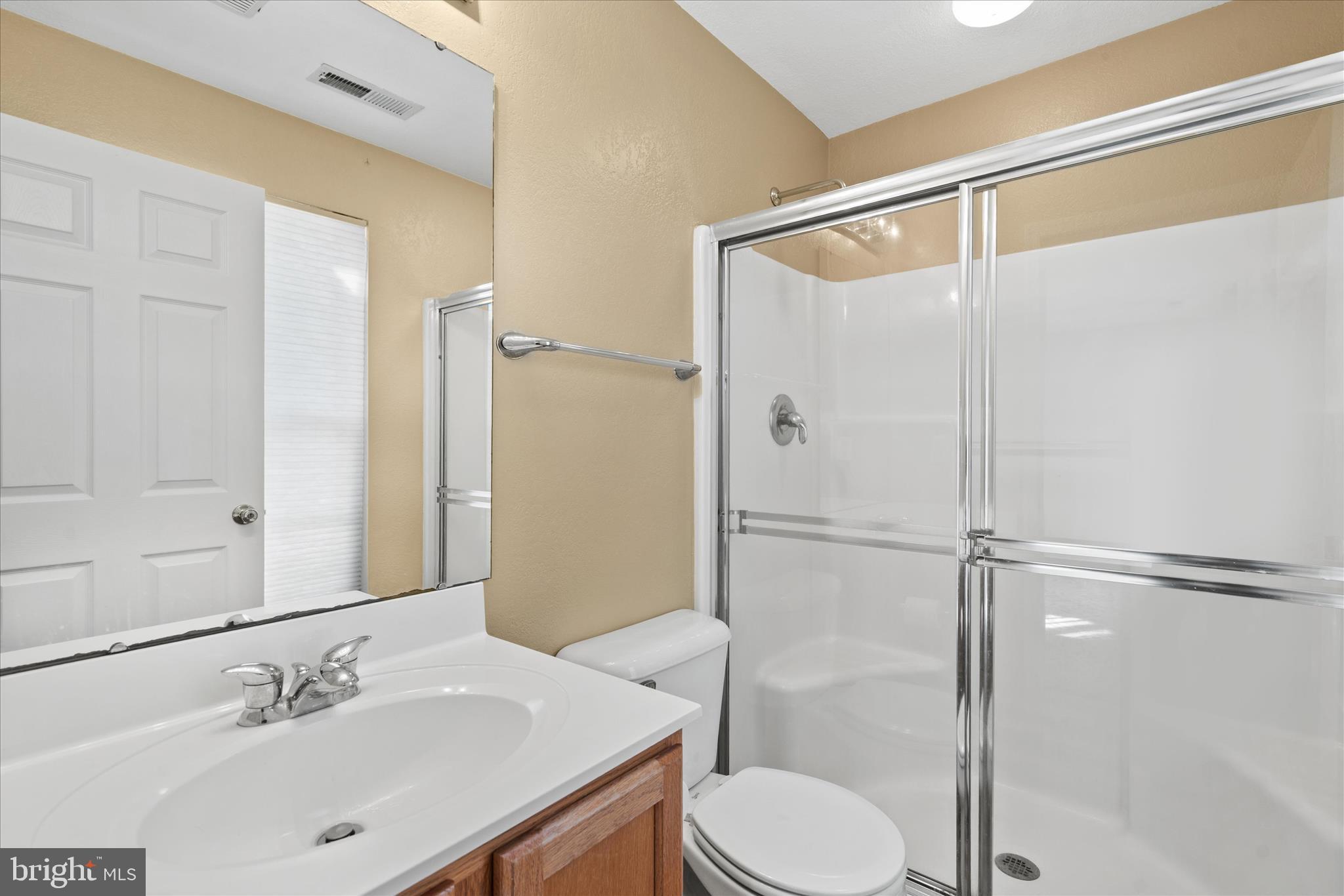 CREEKSIDE - Residential