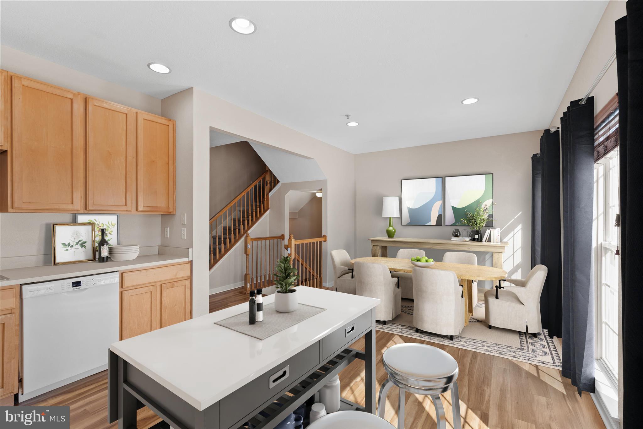 CREEKSIDE - Residential