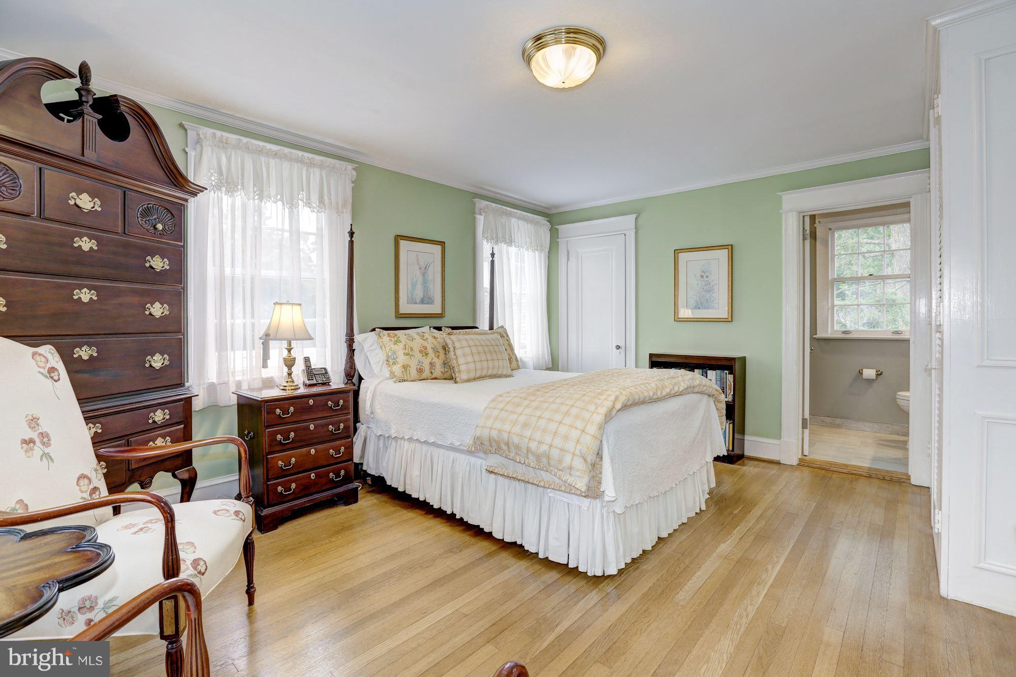 CHEVY CHASE - Residential