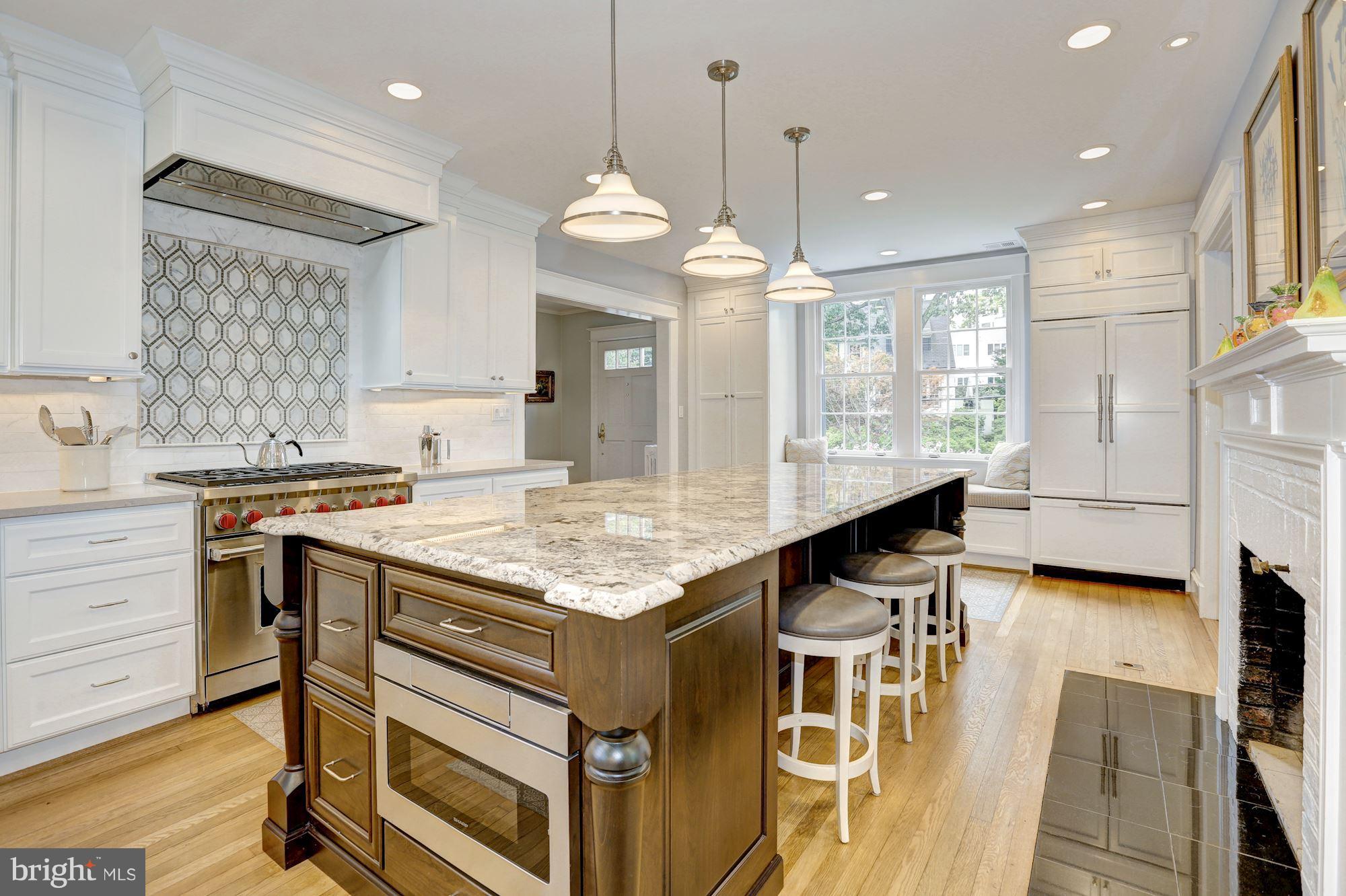 CHEVY CHASE - Residential