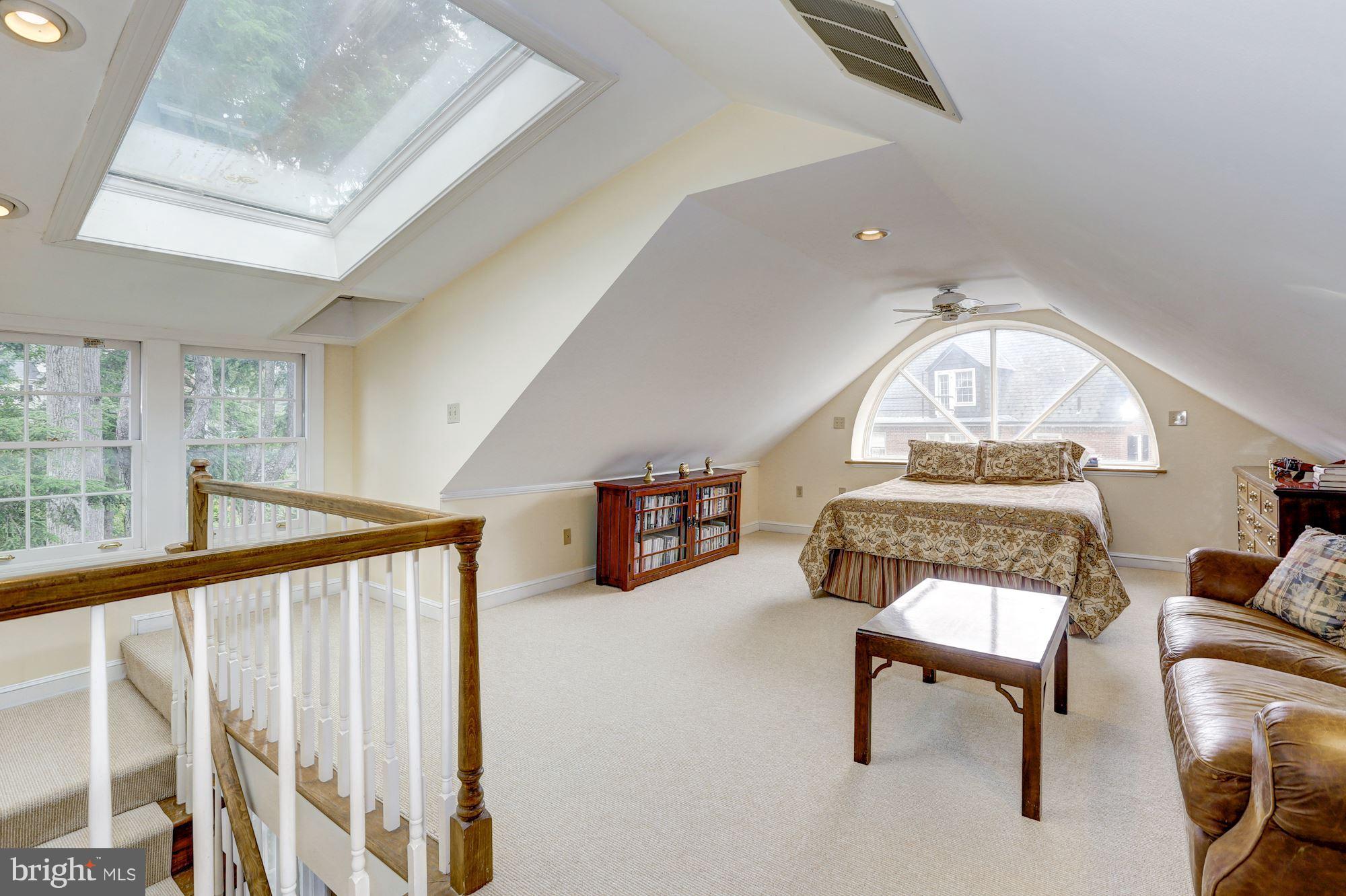 CHEVY CHASE - Residential