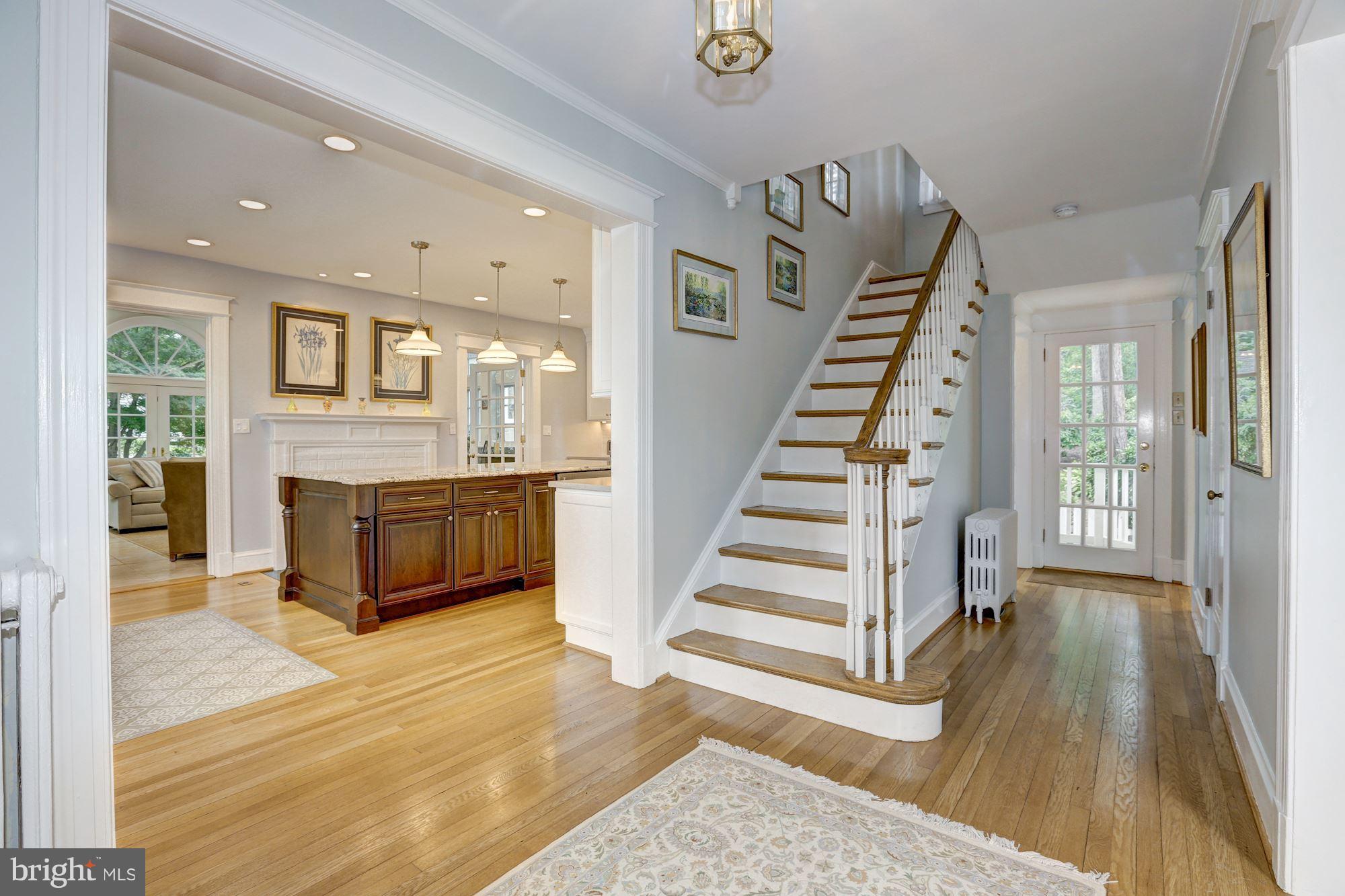 CHEVY CHASE - Residential