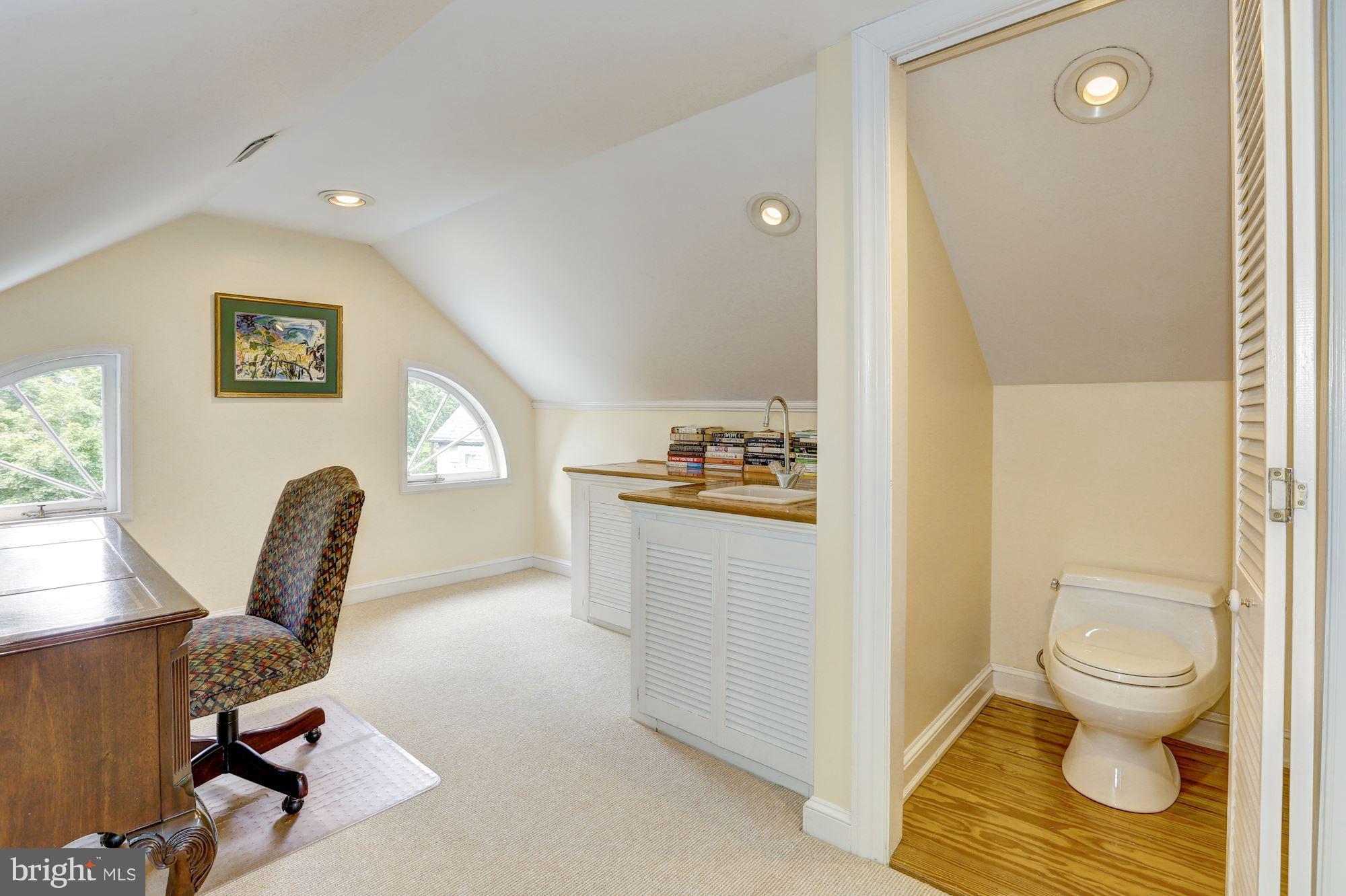 CHEVY CHASE - Residential