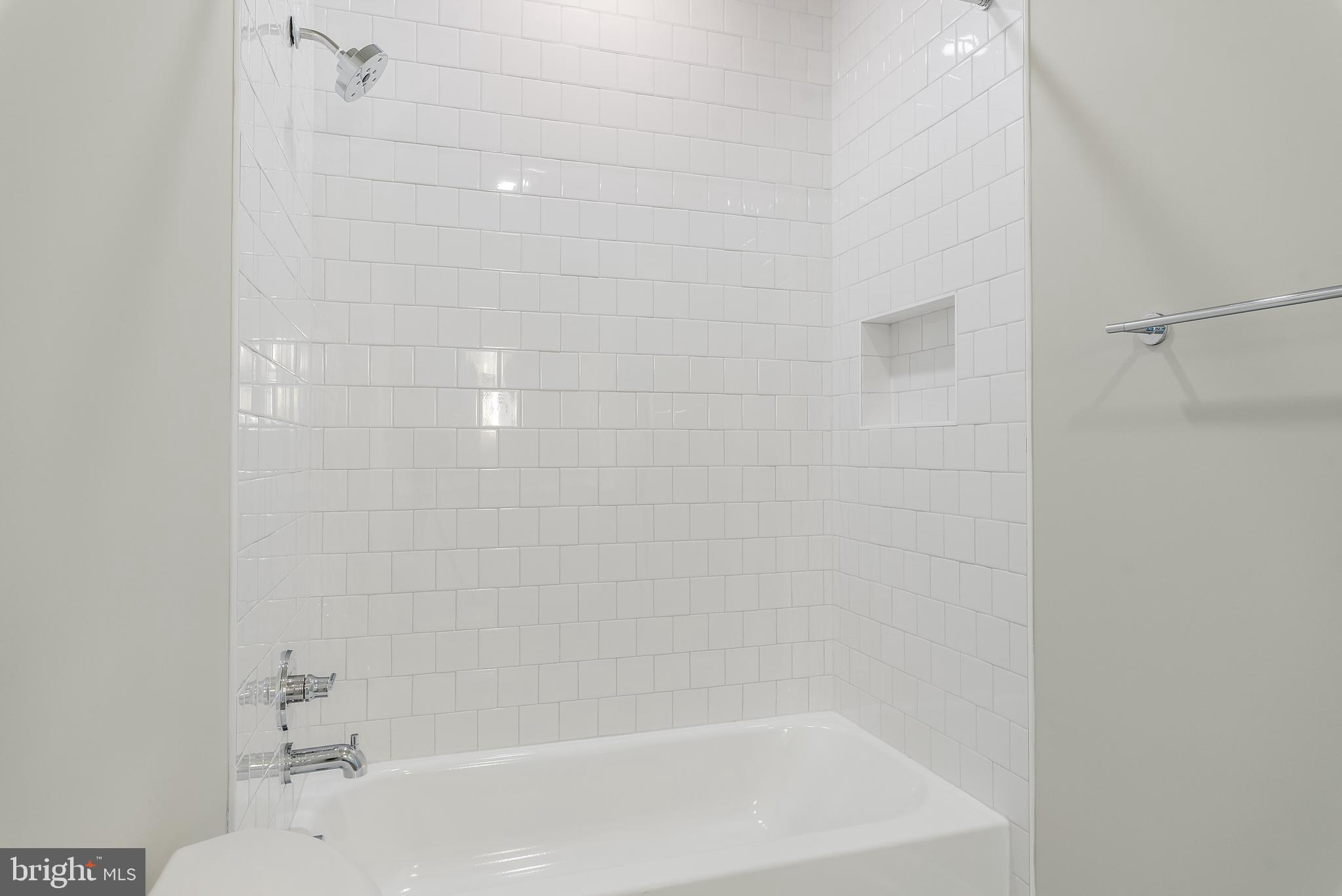 ENCLAVE AT OAK HILL - Residential