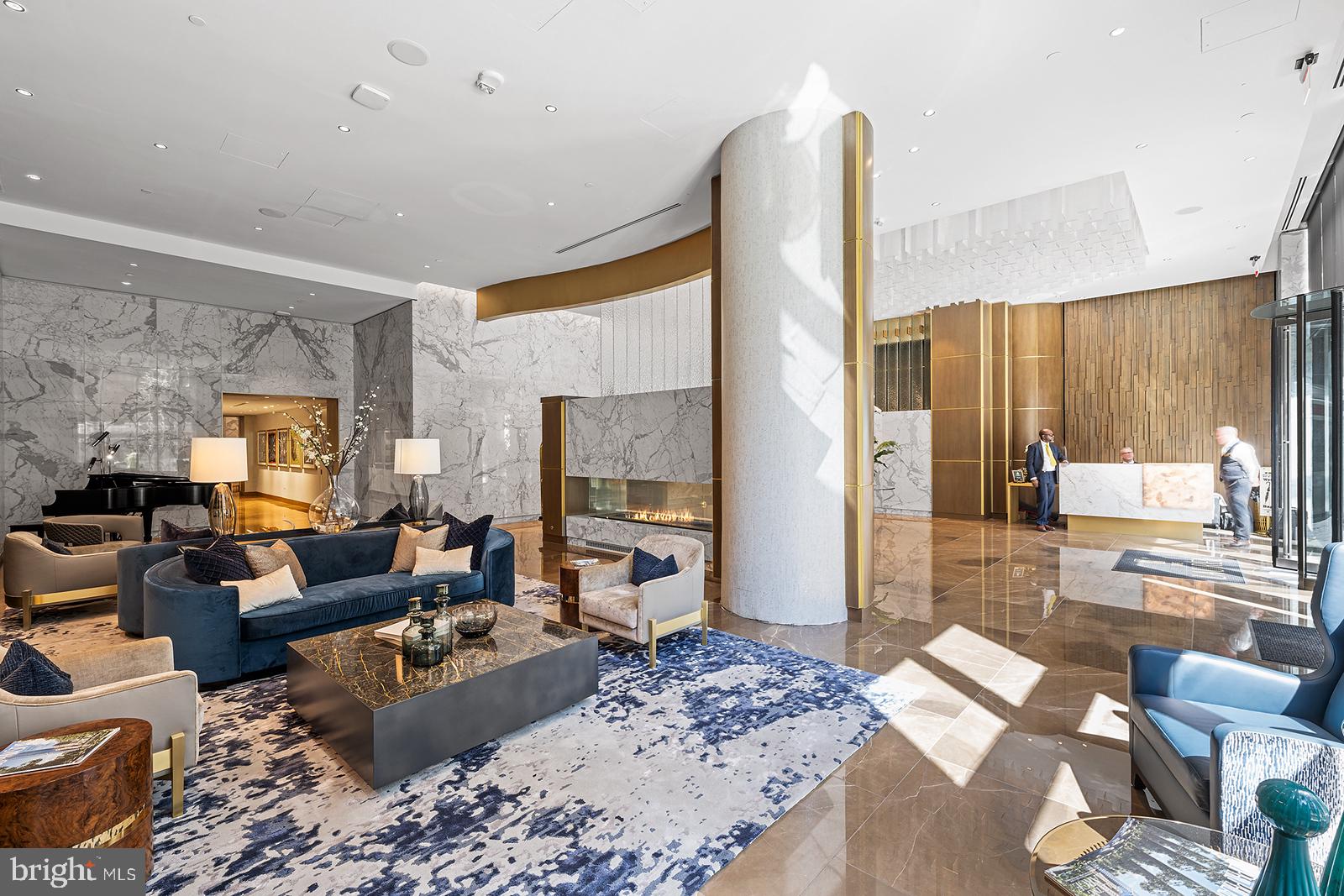 RITTENHOUSE SQUARE - Residential