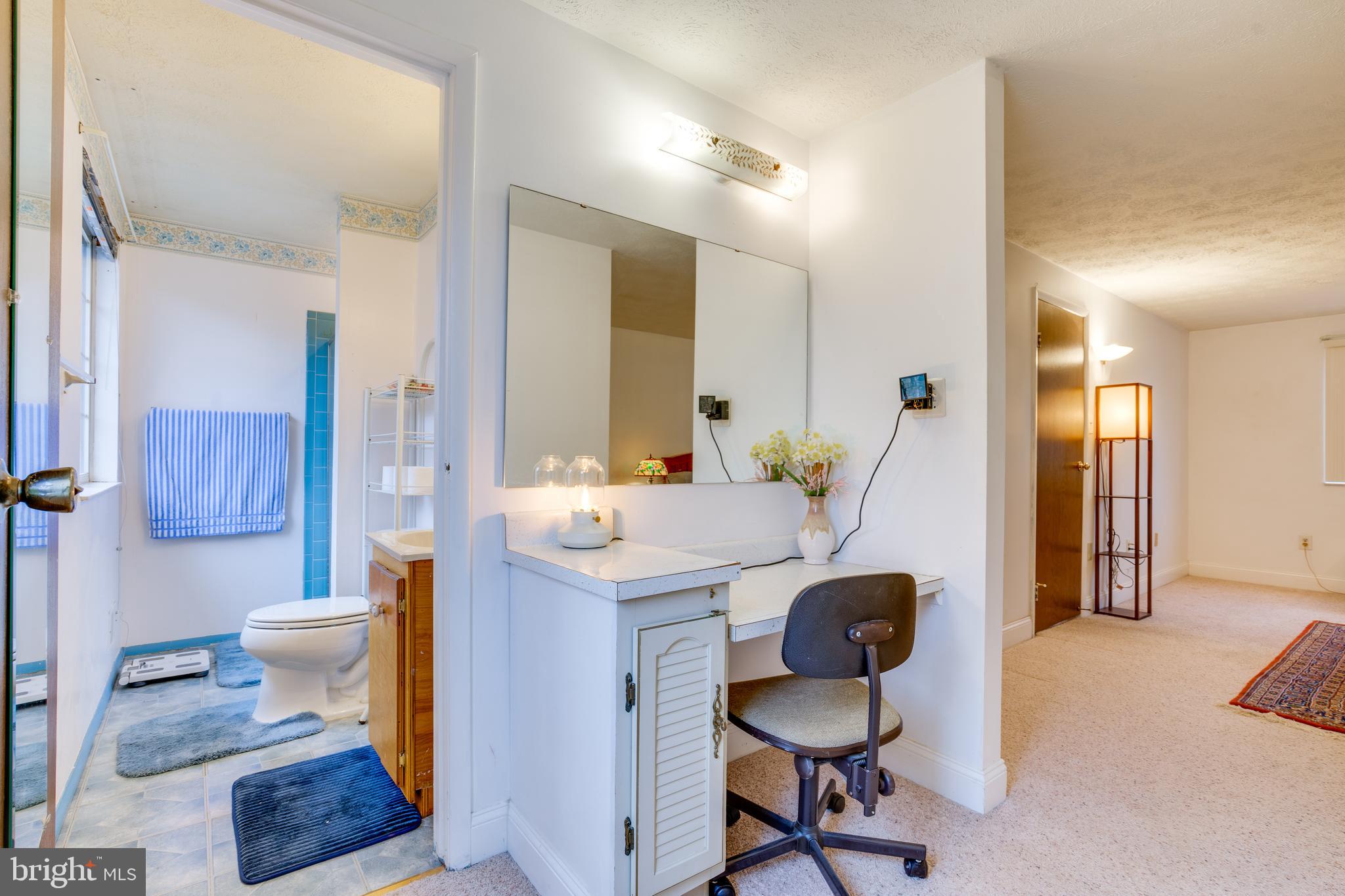 EDGELEA WOODS - Residential