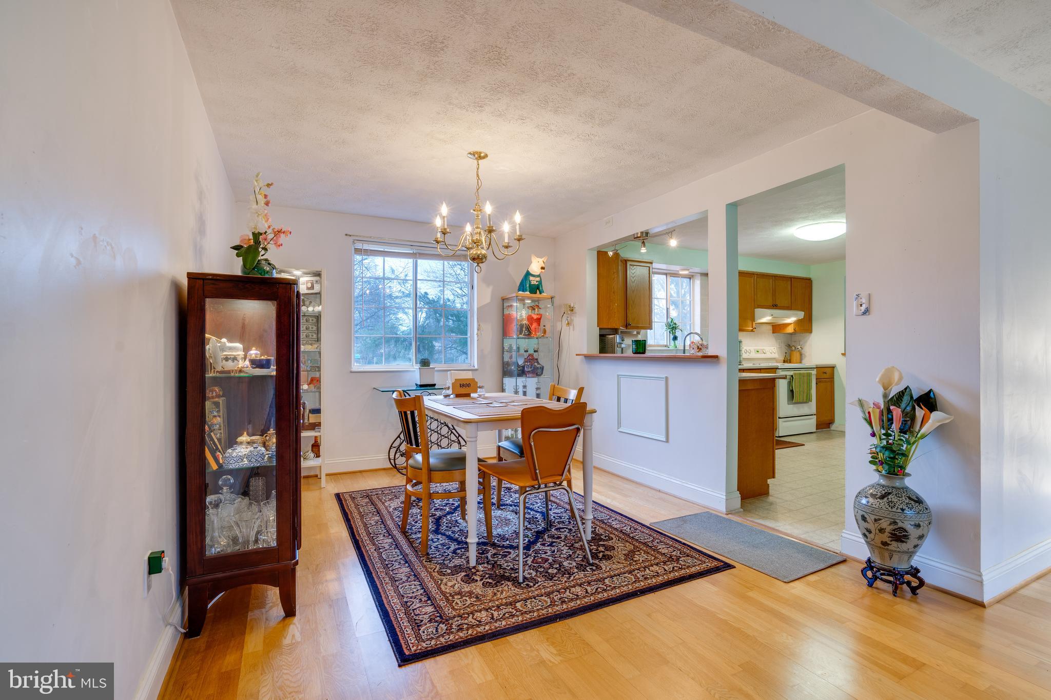 EDGELEA WOODS - Residential