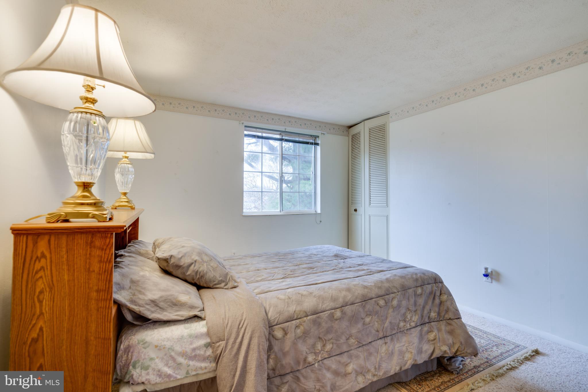 EDGELEA WOODS - Residential