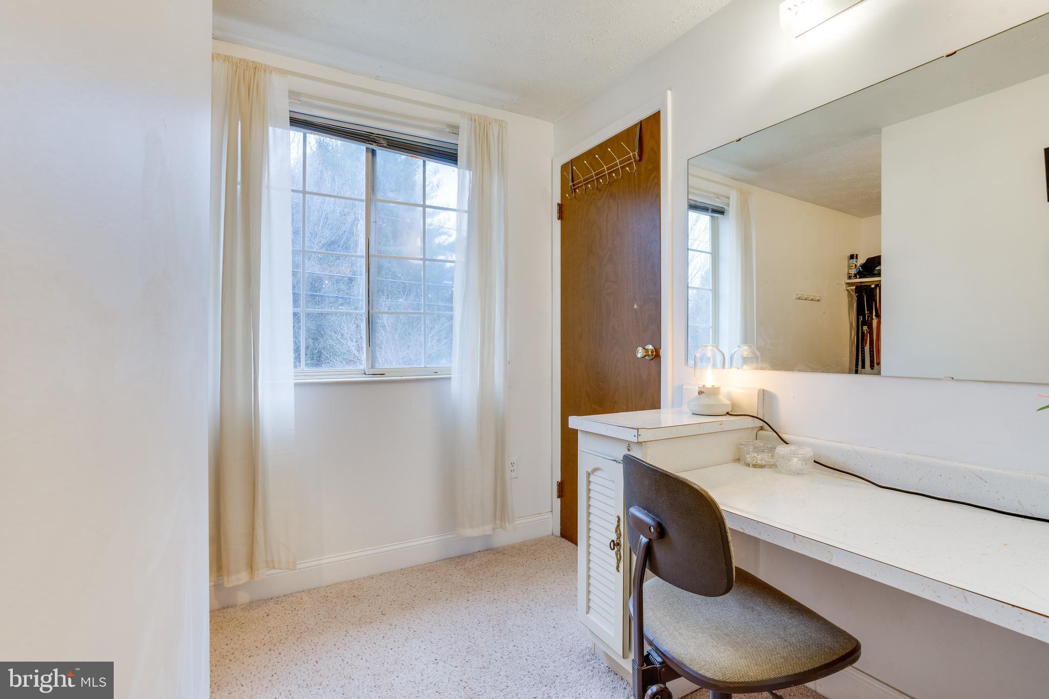 EDGELEA WOODS - Residential