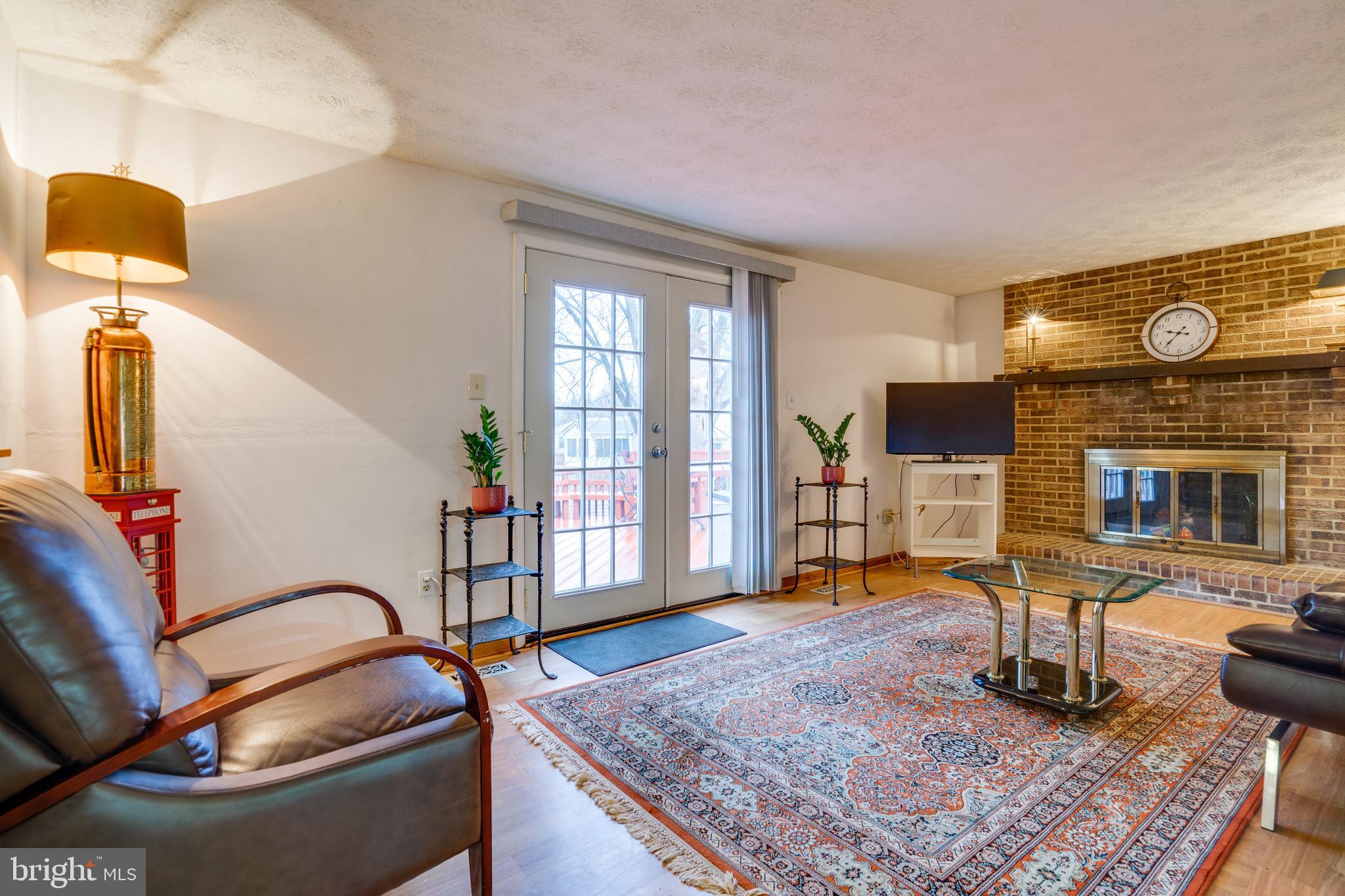 EDGELEA WOODS - Residential