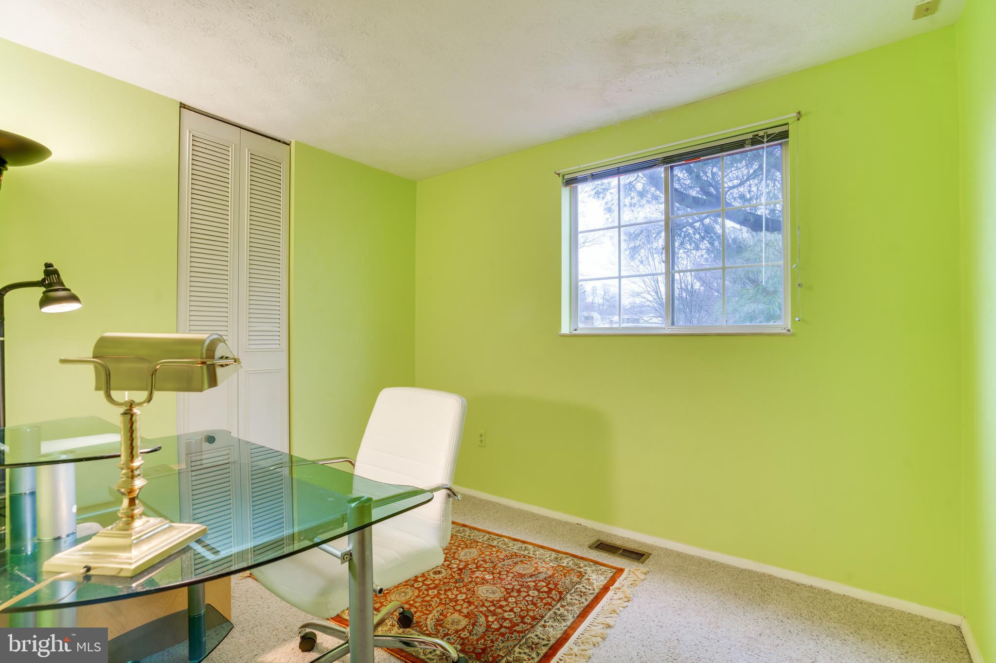 EDGELEA WOODS - Residential