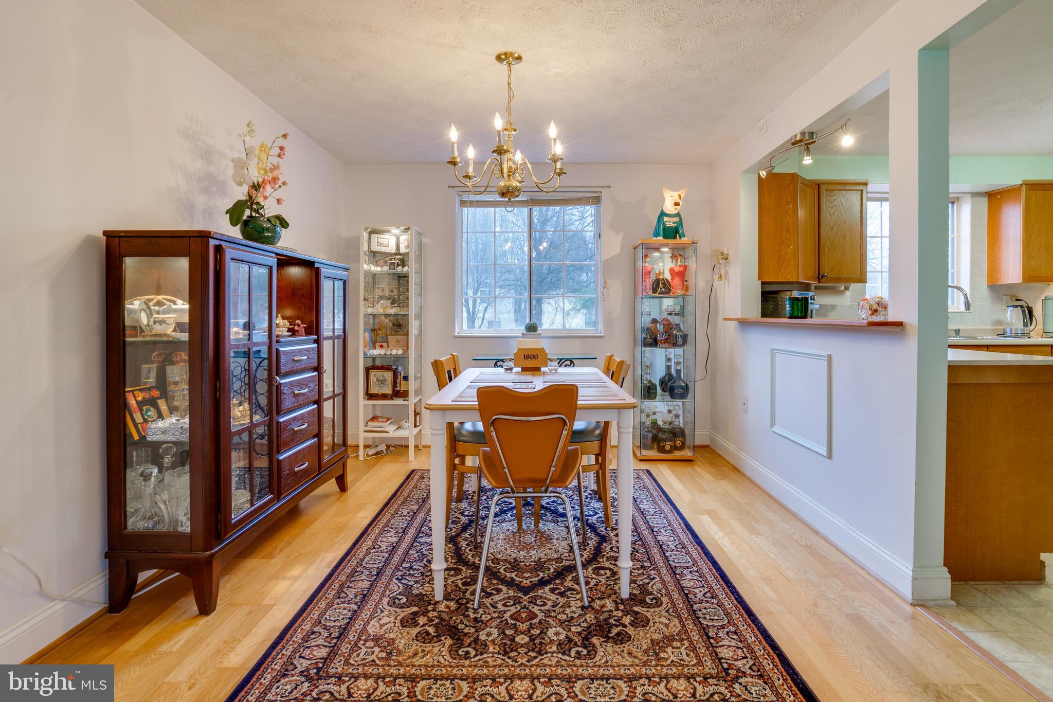 EDGELEA WOODS - Residential