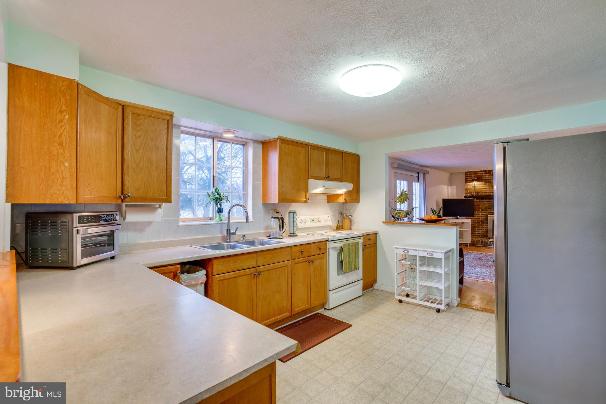 EDGELEA WOODS - Residential