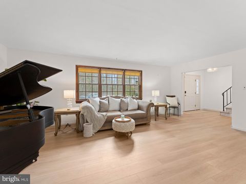 36 EVANINE DRIVE BERLIN NJ 08009