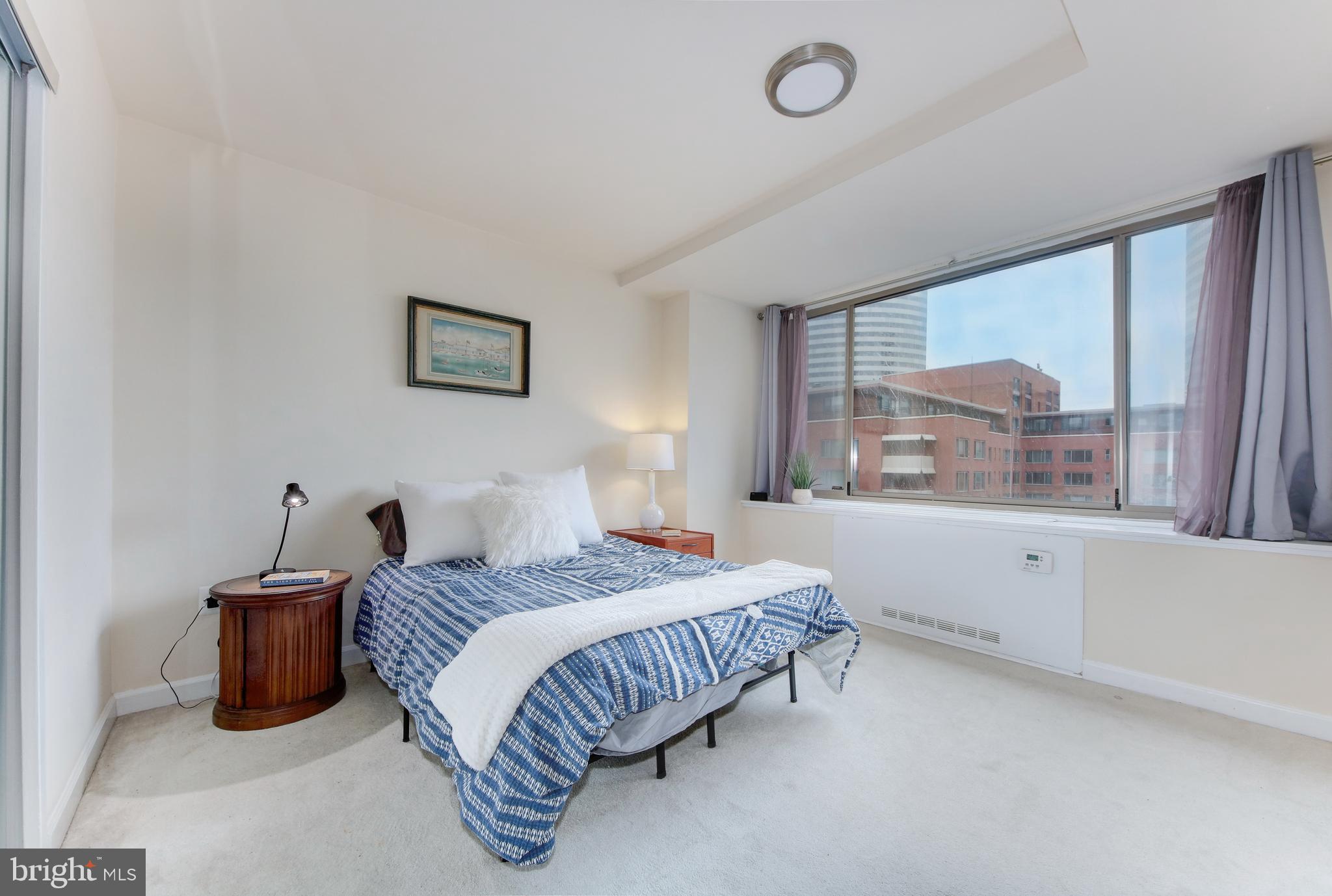 RIVER PLACE - Residential