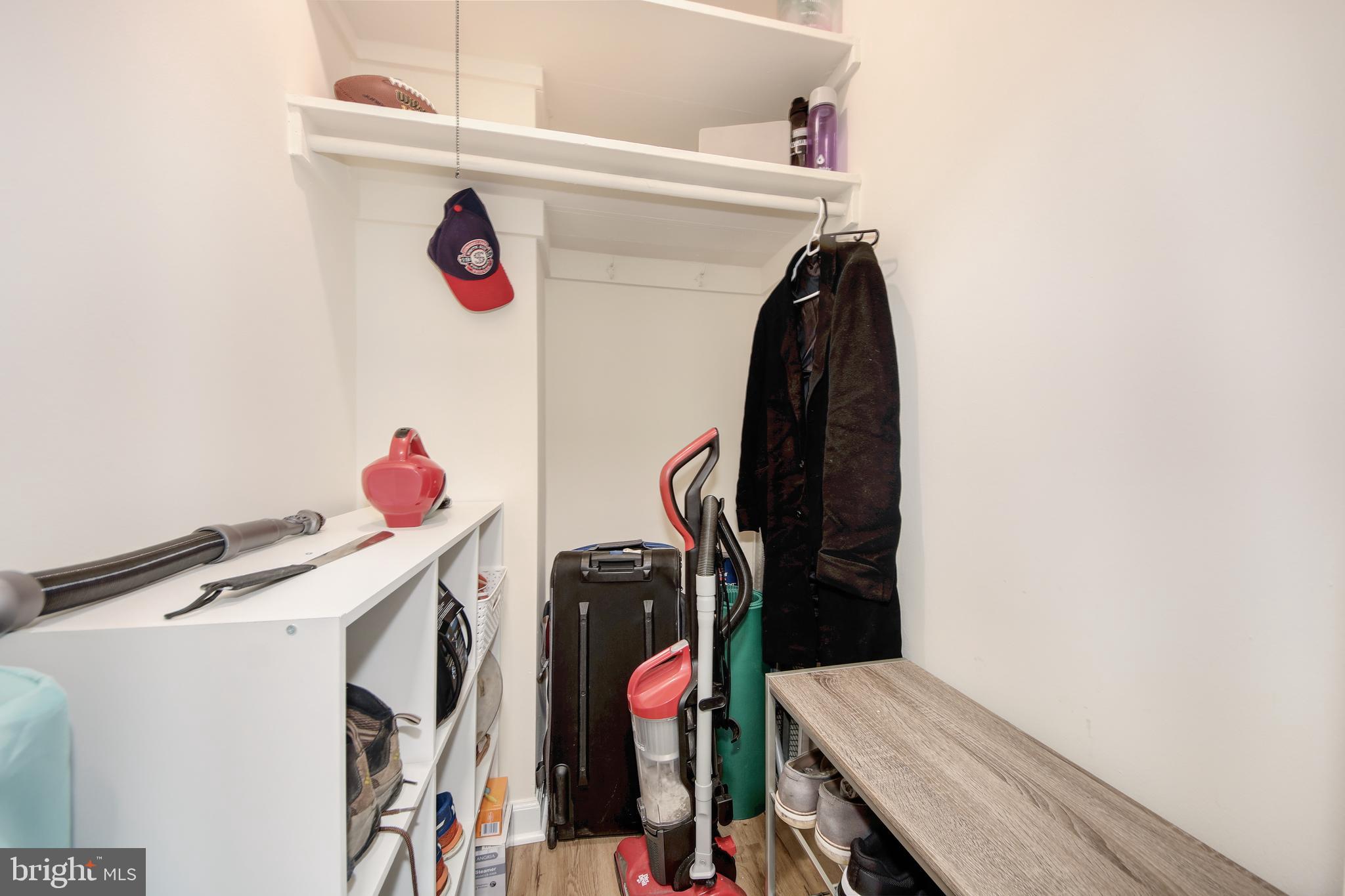 RIVER PLACE - Residential