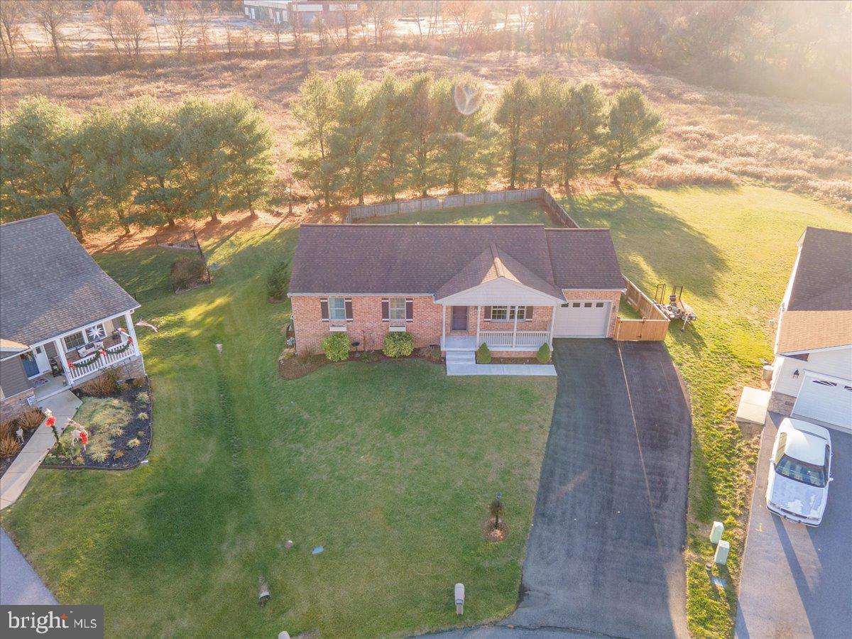 POTOMAC MANOR - Residential