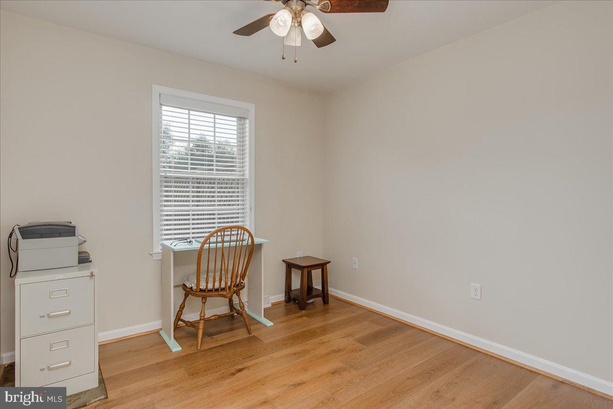 POTOMAC MANOR - Residential