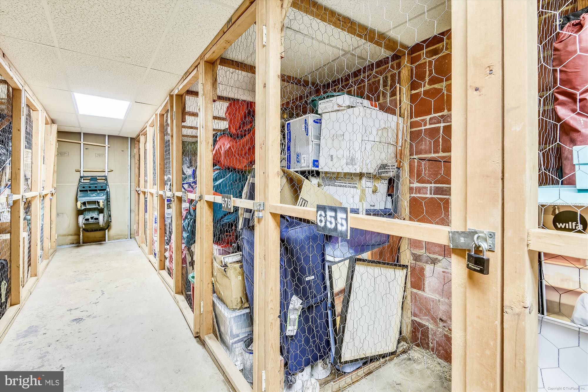 ARLINGTON VILLAGE - Residential