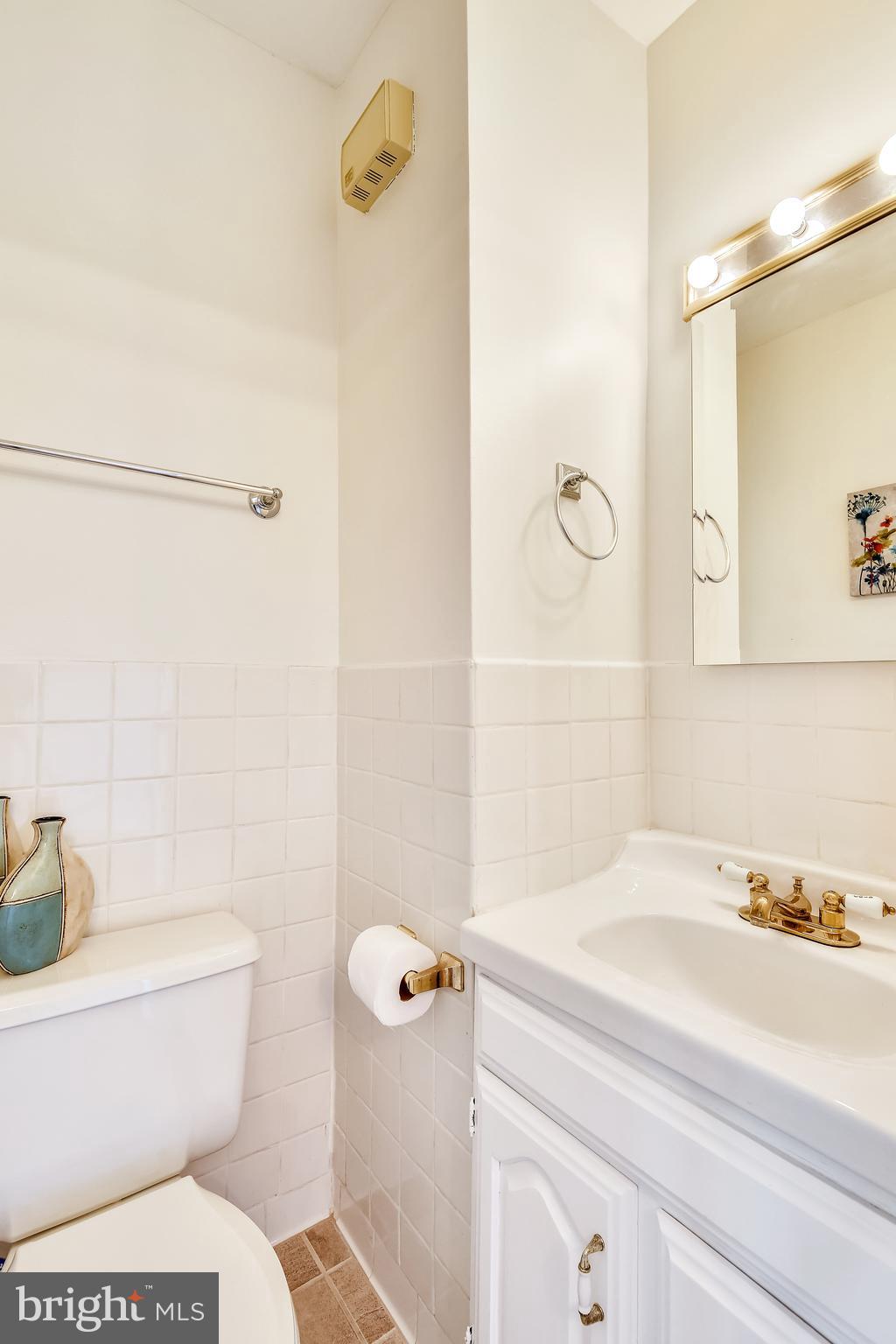 ARLINGTON VILLAGE - Residential