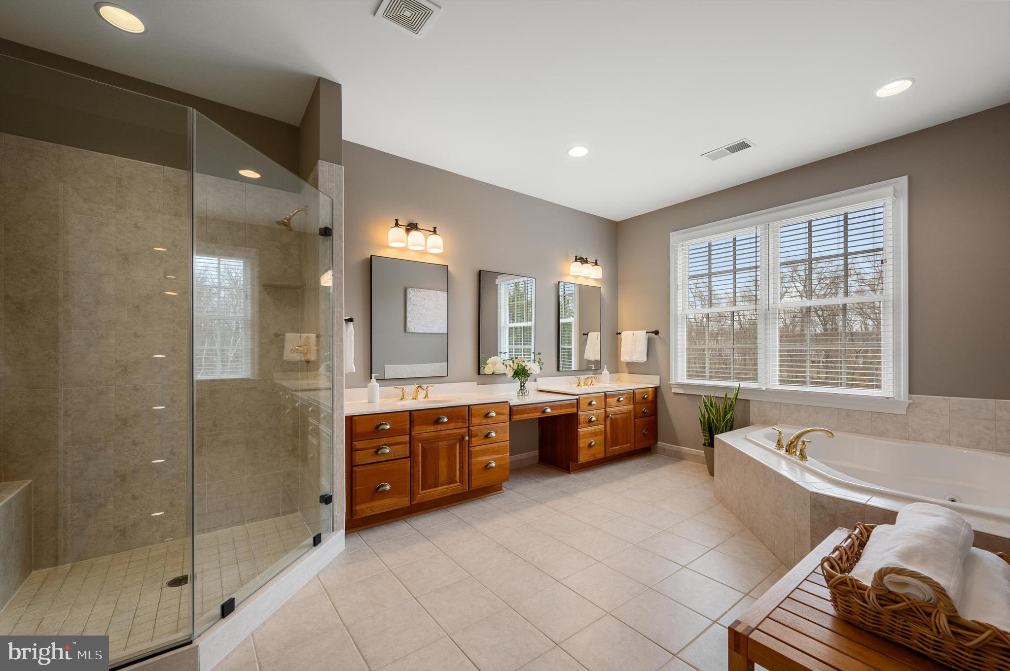 GOOSE CREEK BEND - Residential