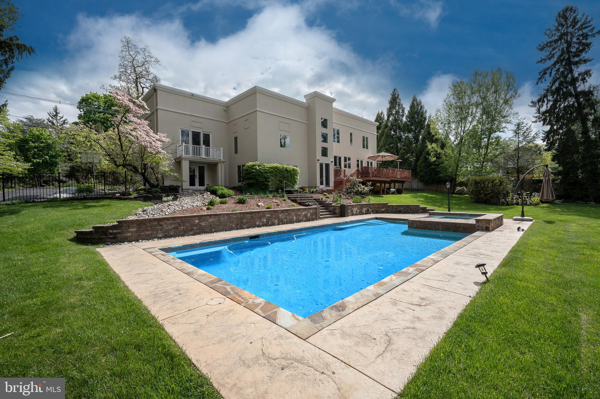 PENN VALLEY - Residential