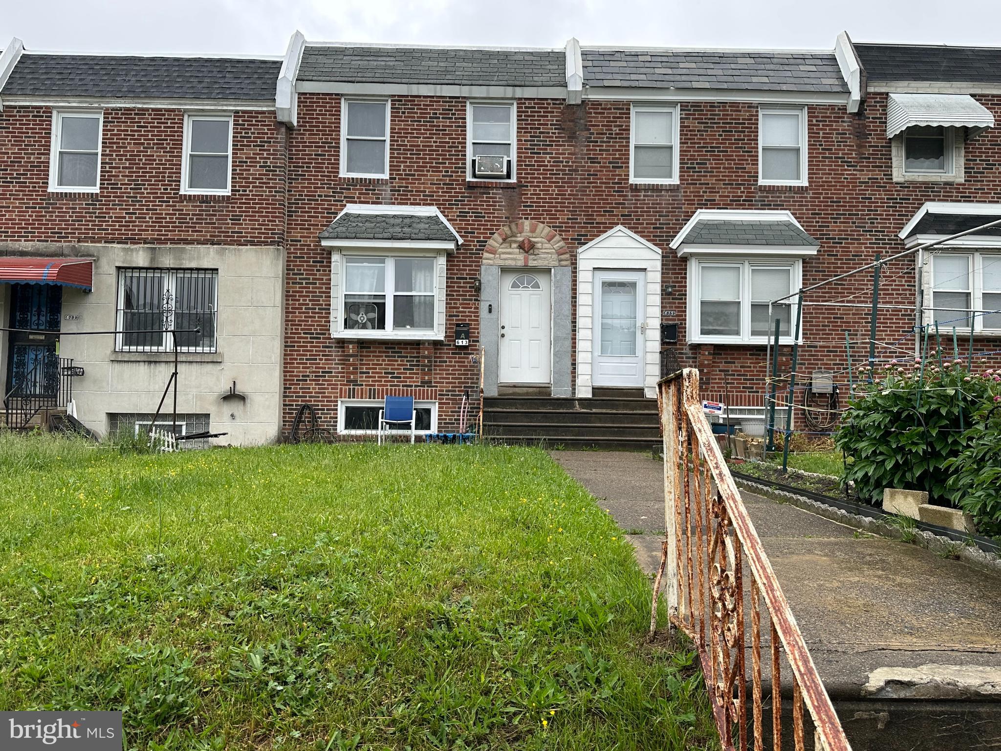 Well maintained 18' Brick Row. Property offers generous front lawn. First Floor features a large Living room, formal Dining room and an eat-in kitchen with plenty of cabinets. Second Floor offers a master bedroom w/ample closets, two additional good sized bedrooms and a ceramic tile bathroom. Finished basement w/Rec. room, laundry area, attached garage & exit to rear yard. Conveniently Located, close to school, shopping, transportation & RT-1. Great Investment property! Tenant Occupy Showing. Call to schedule an appointment today!
