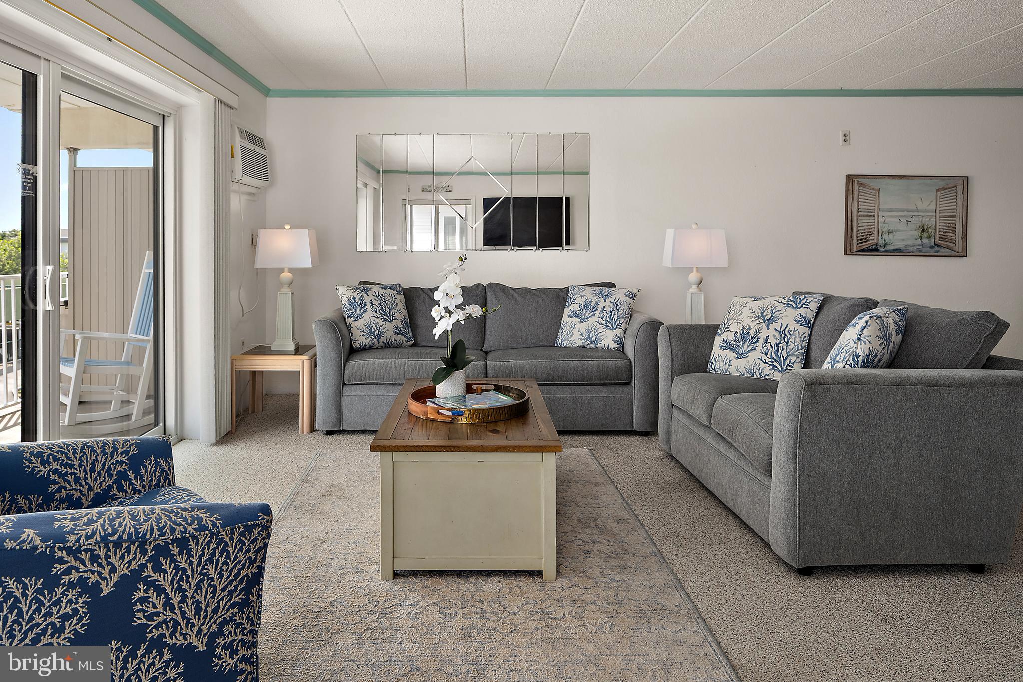 8 35TH STREET 201