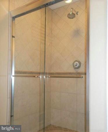 COUNTRY CLUB/LAKE MONTCLAIR - Residential Lease