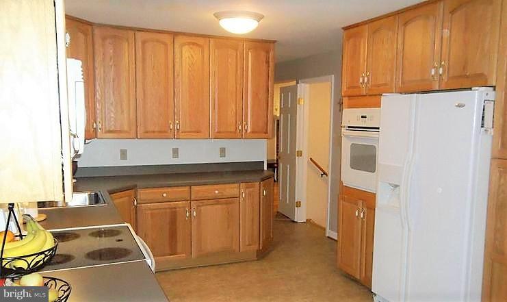 COUNTRY CLUB/LAKE MONTCLAIR - Residential Lease