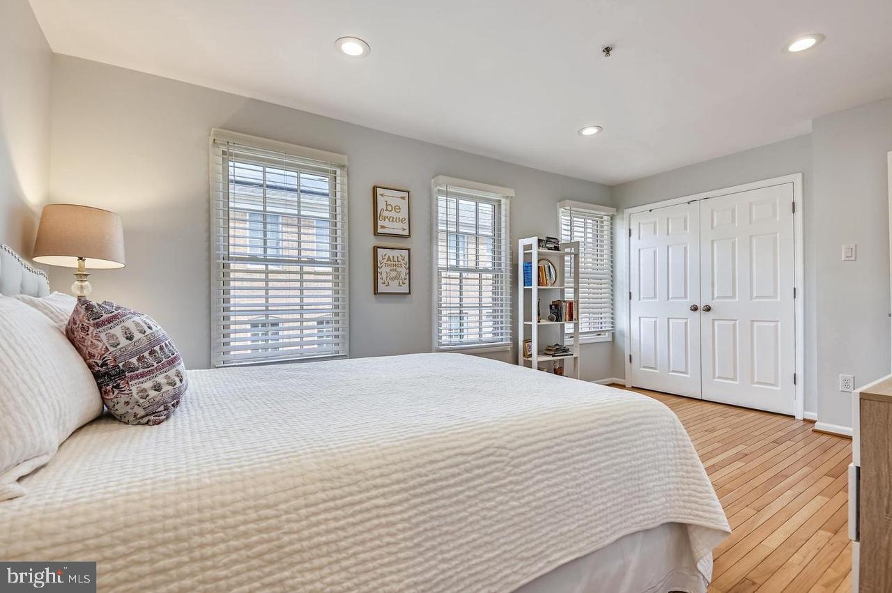 FEDERAL HILL HISTORIC DISTRICT - Residential Lease