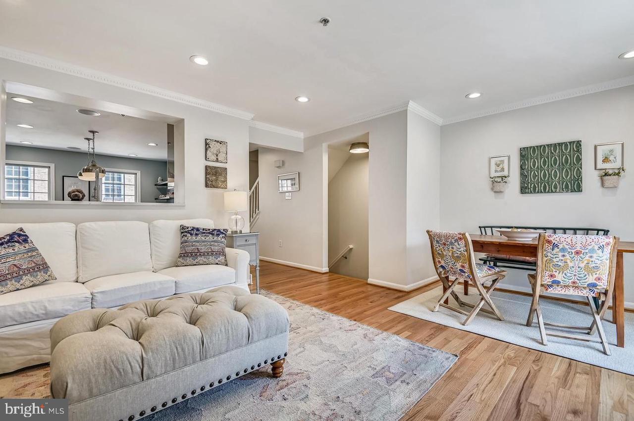 FEDERAL HILL HISTORIC DISTRICT - Residential Lease