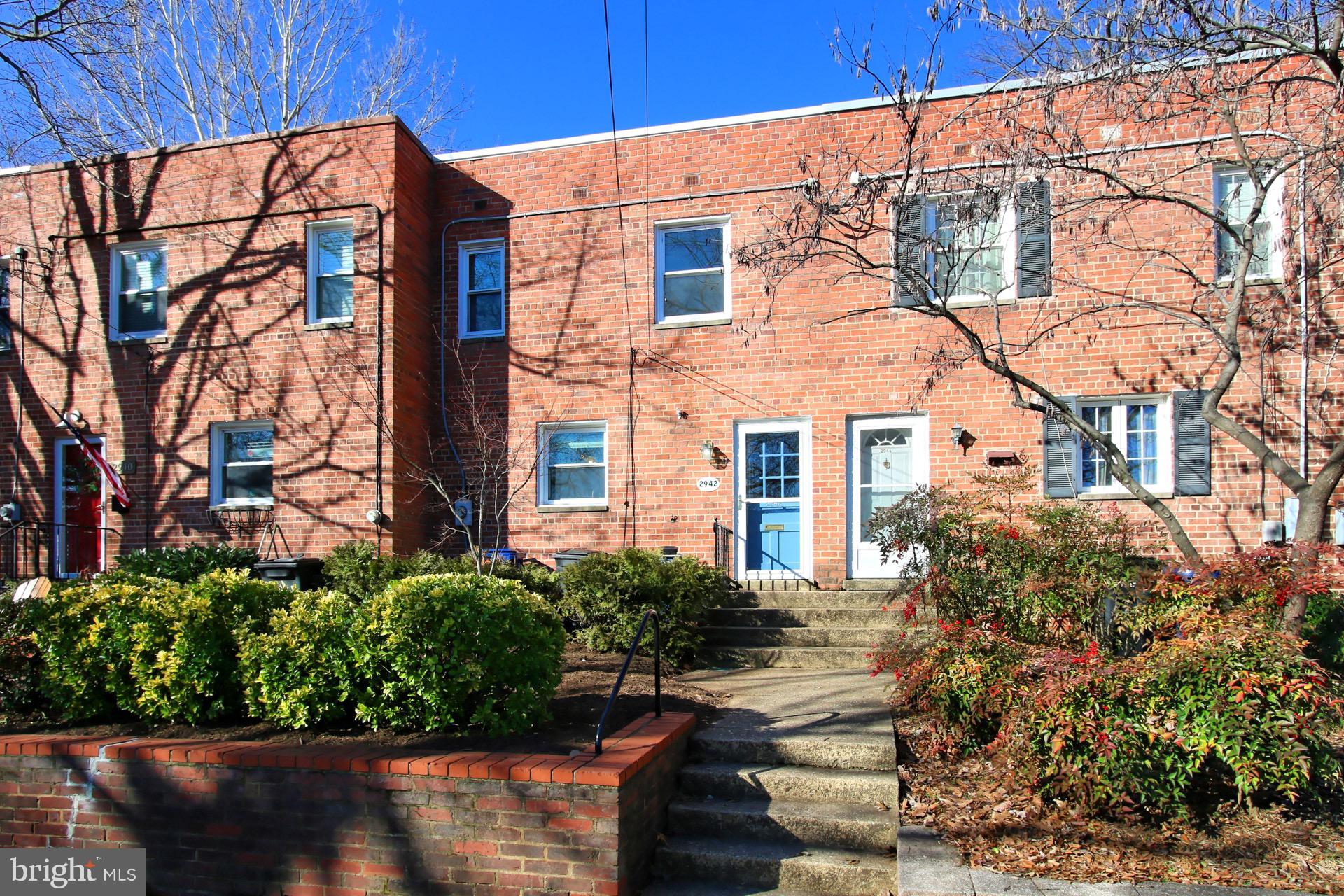 2942 LANDOVER STREET