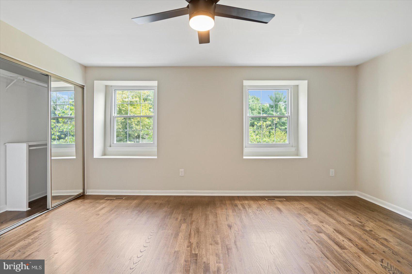 QUEEN ANNE VILLAGE - Residential