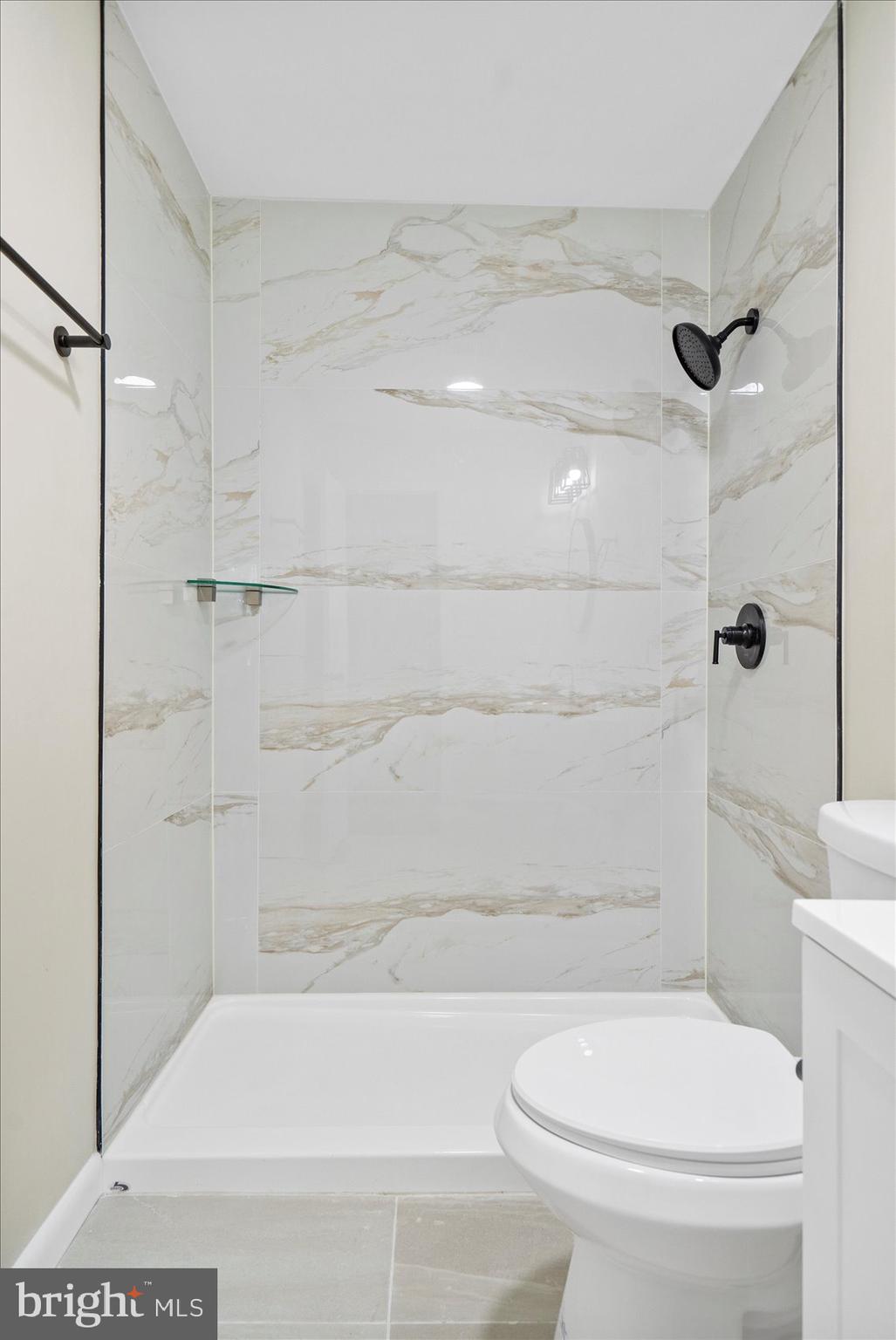 QUEEN ANNE VILLAGE - Residential