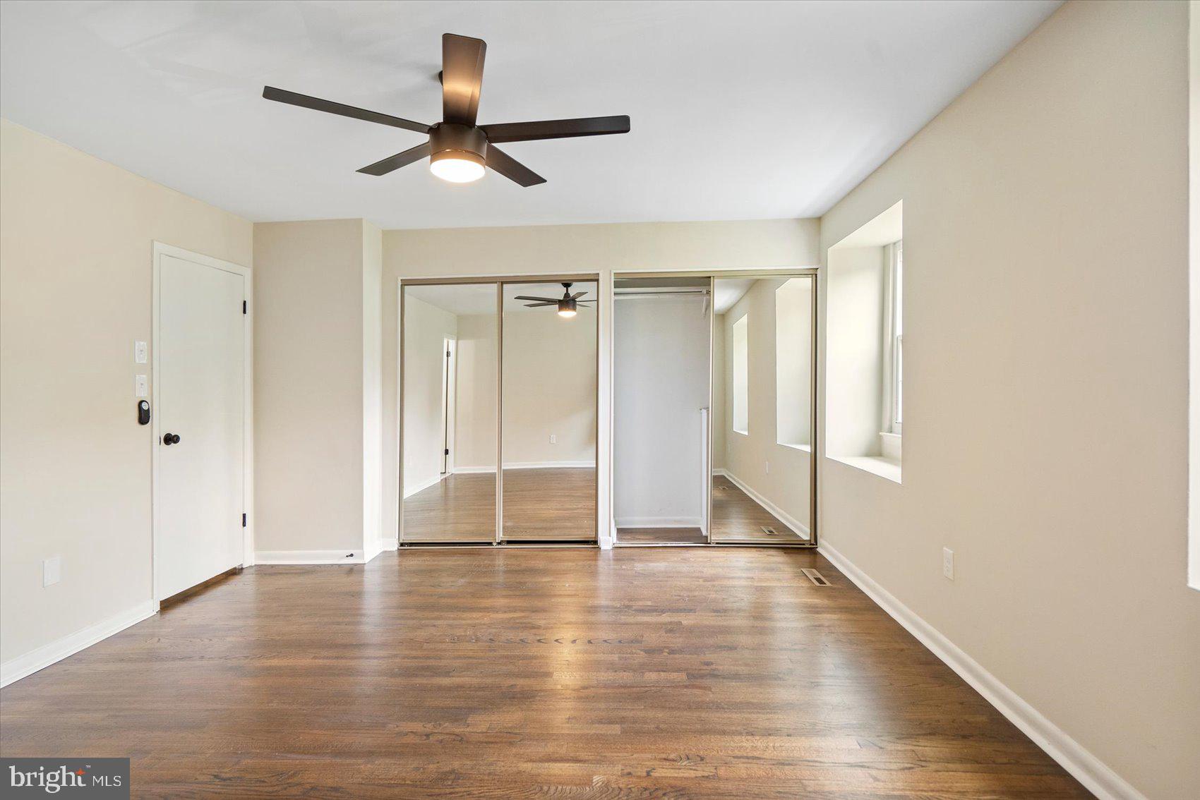 QUEEN ANNE VILLAGE - Residential