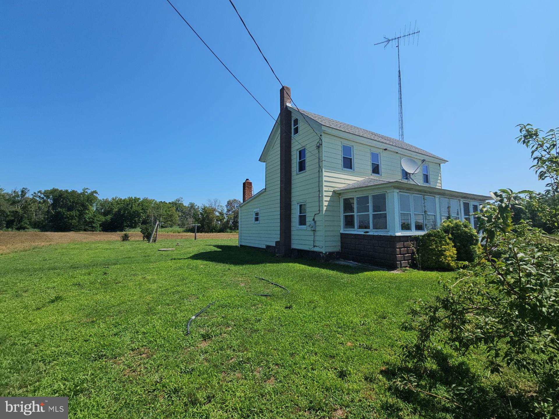 452 NEWPORT NECK ROAD