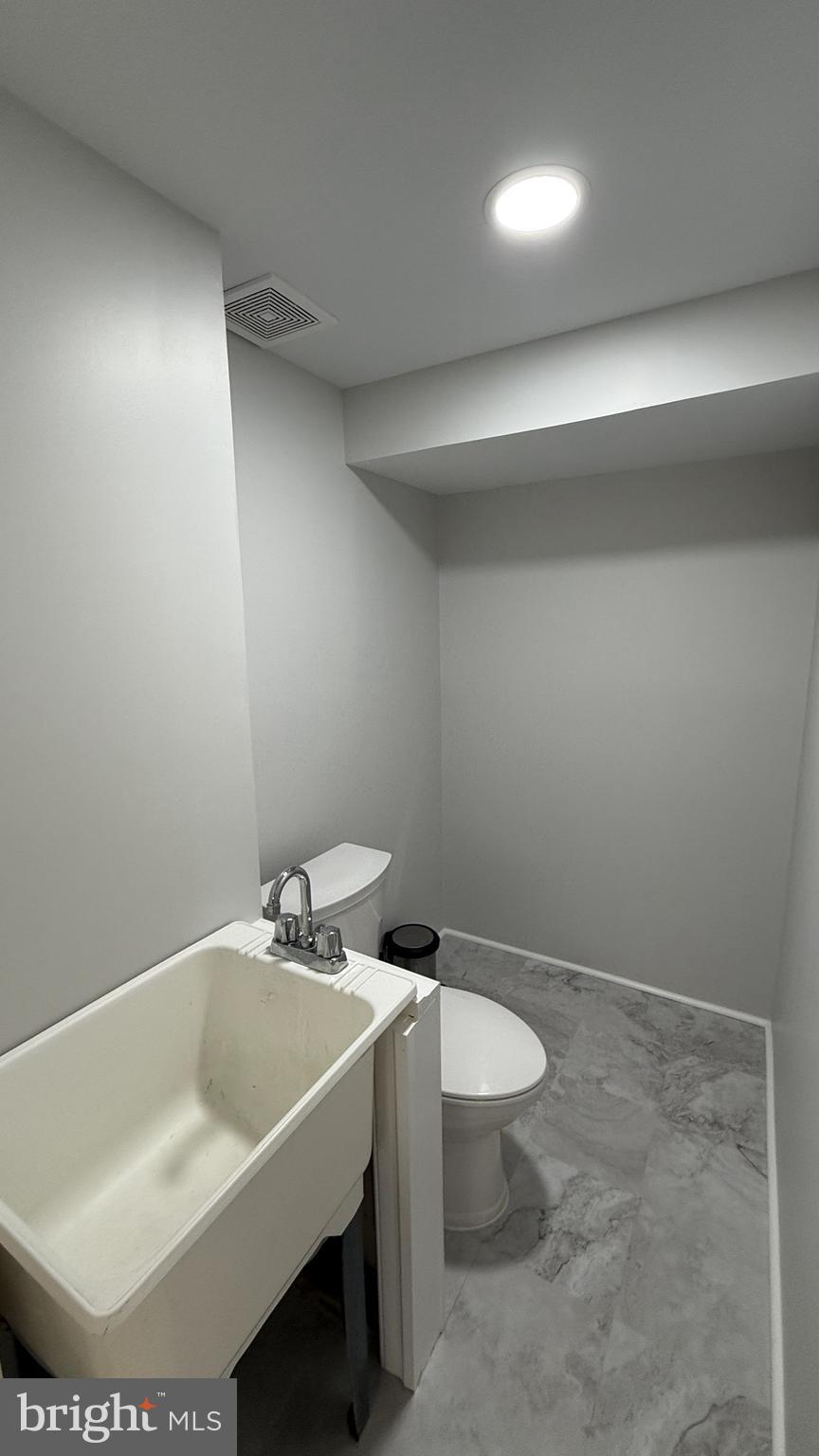 SETTLERS LANDING - Residential Lease