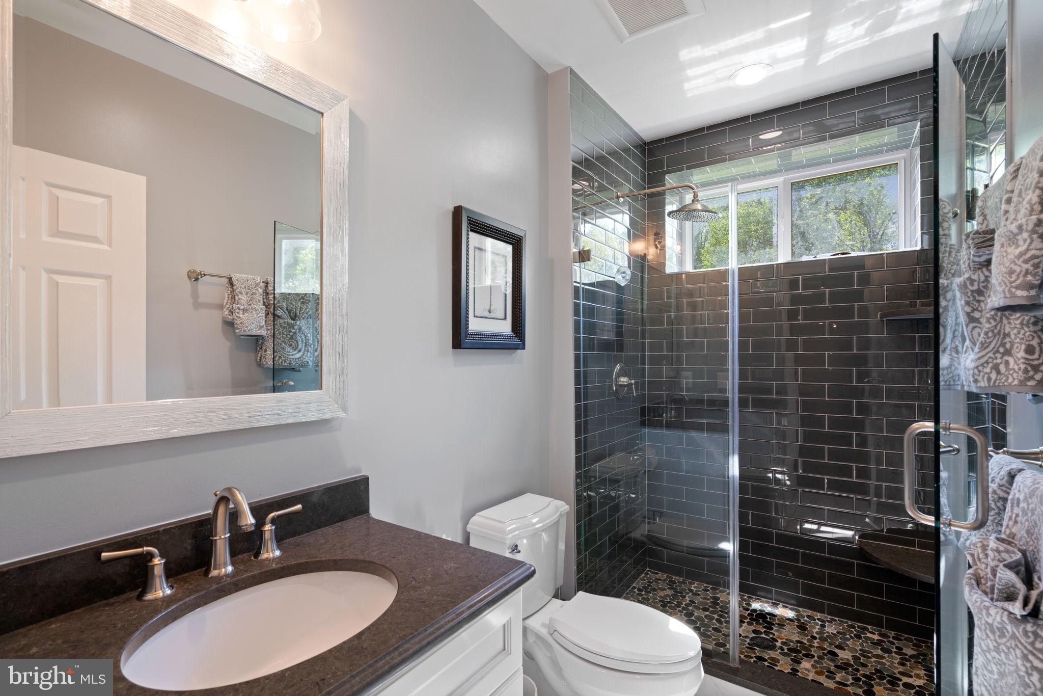 MORGAN II - Residential