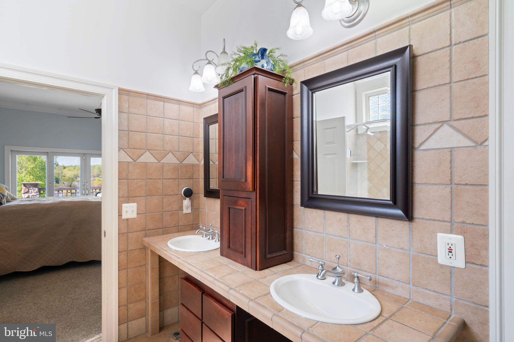 MORGAN II - Residential