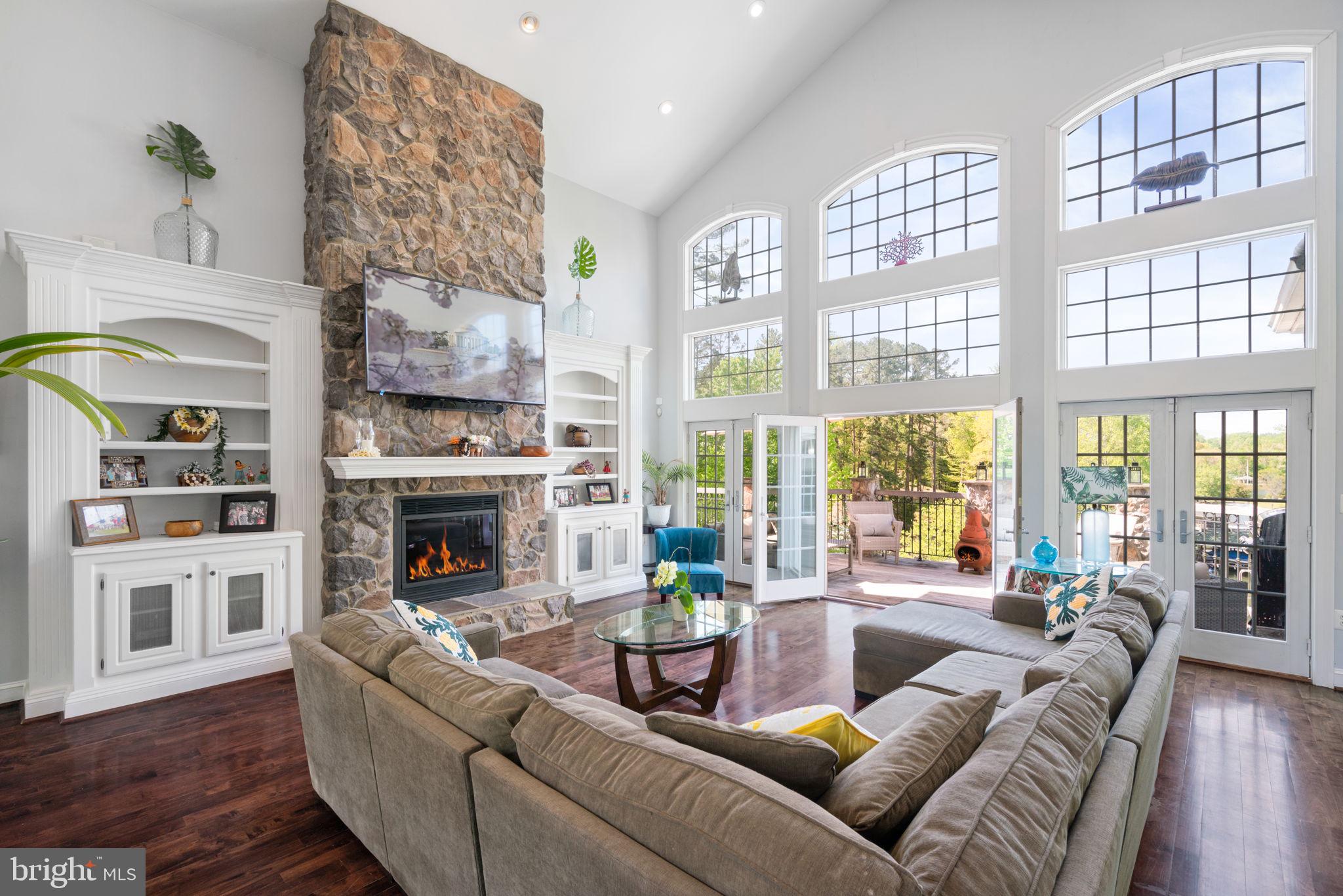 MORGAN II - Residential