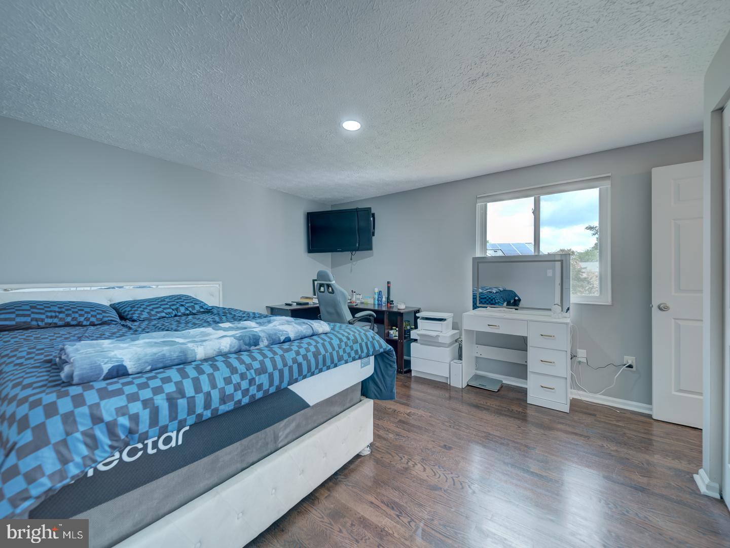 HARMANS WOODS - Residential