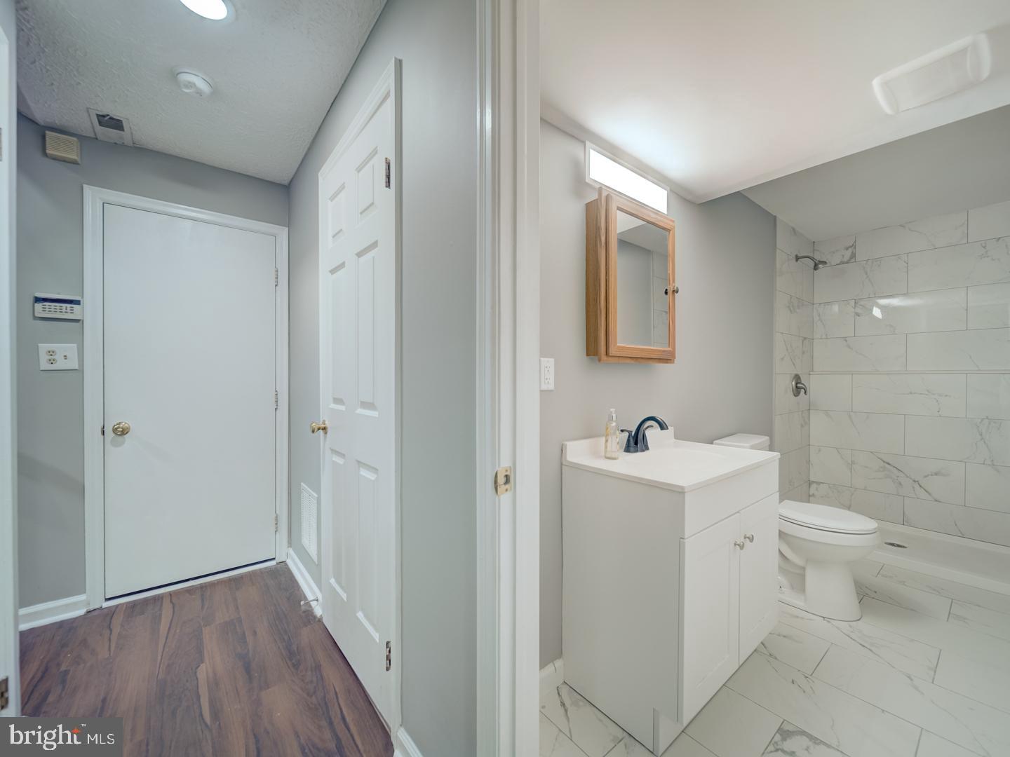 HARMANS WOODS - Residential