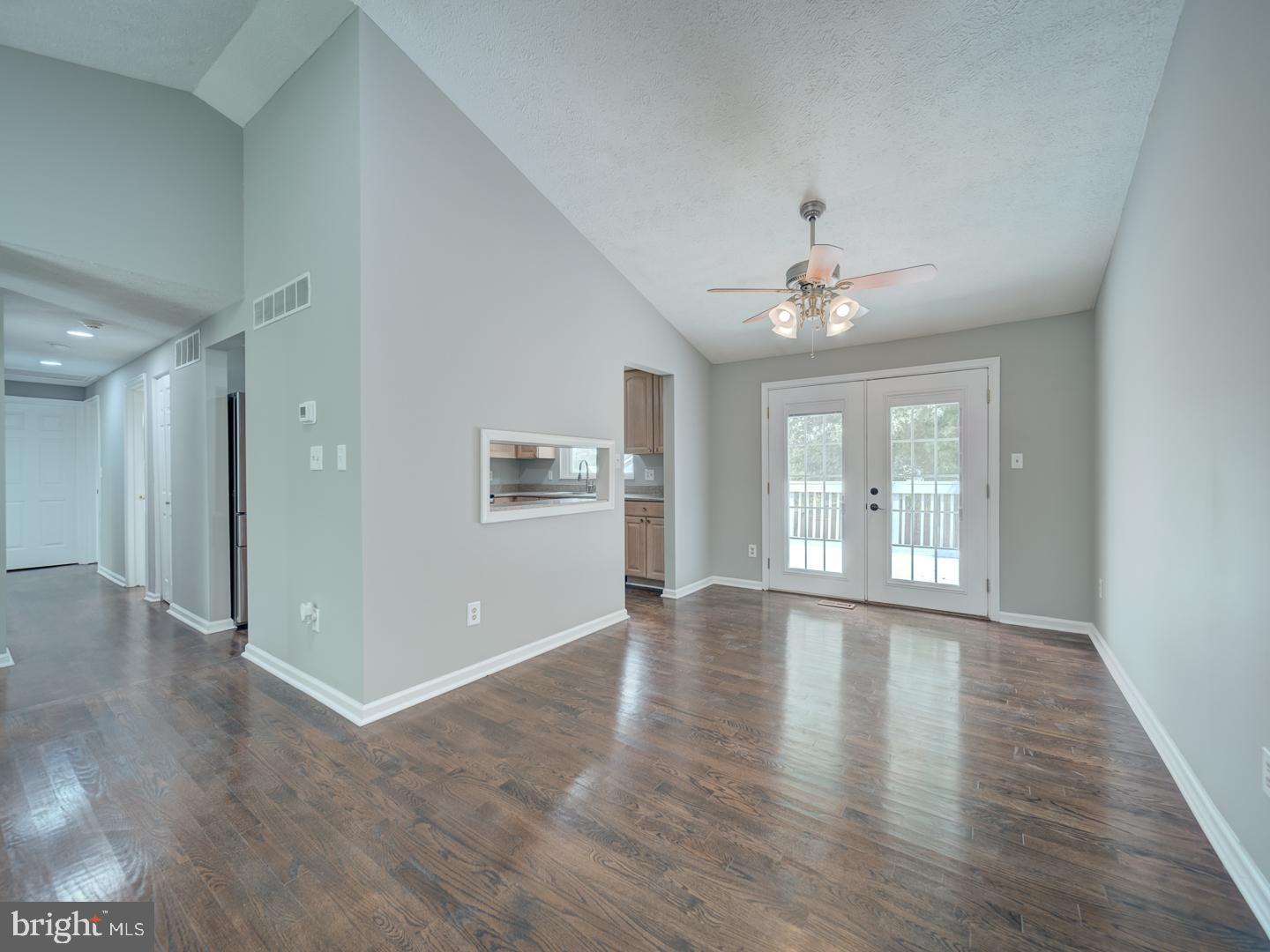 HARMANS WOODS - Residential