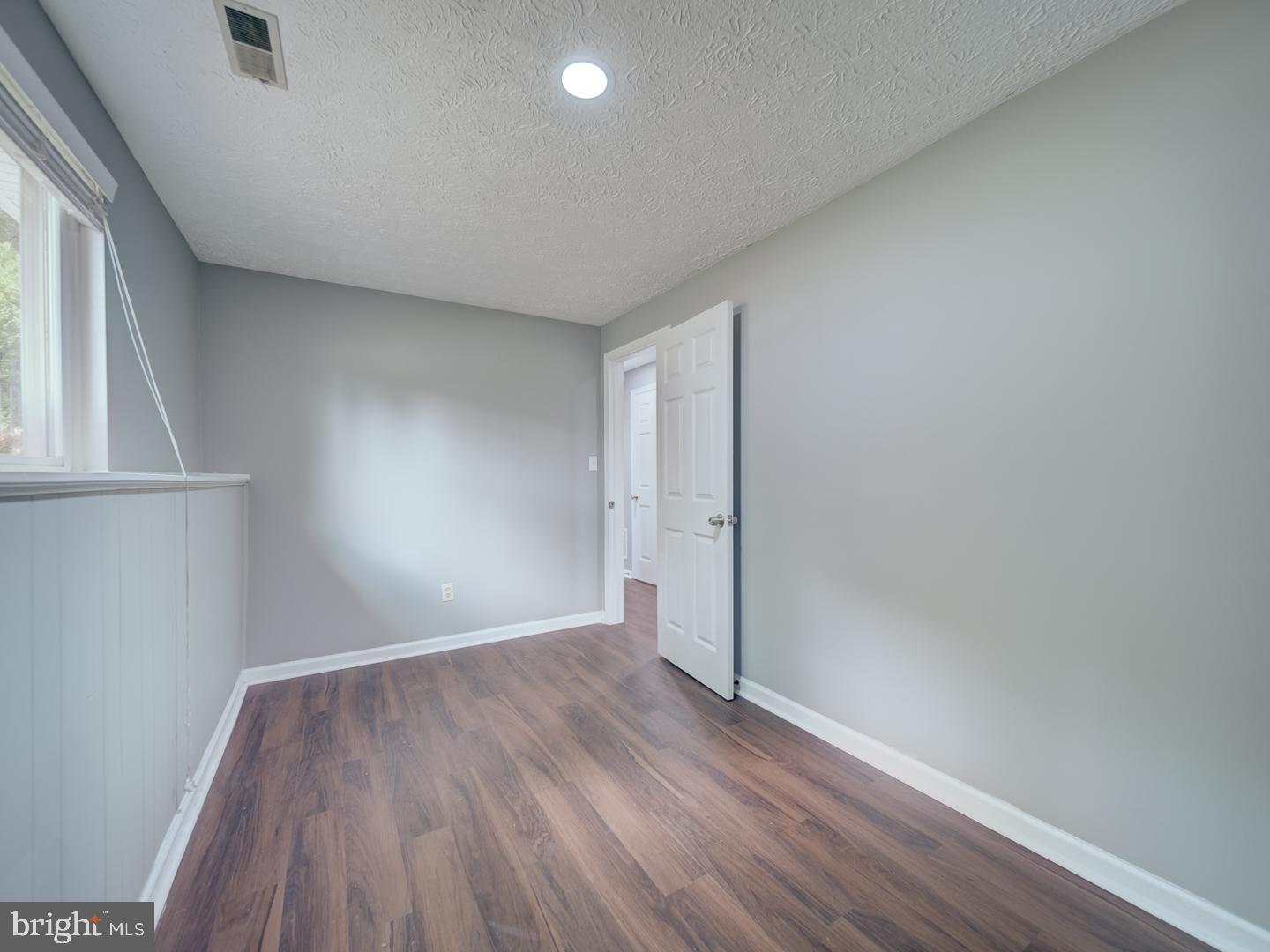 HARMANS WOODS - Residential