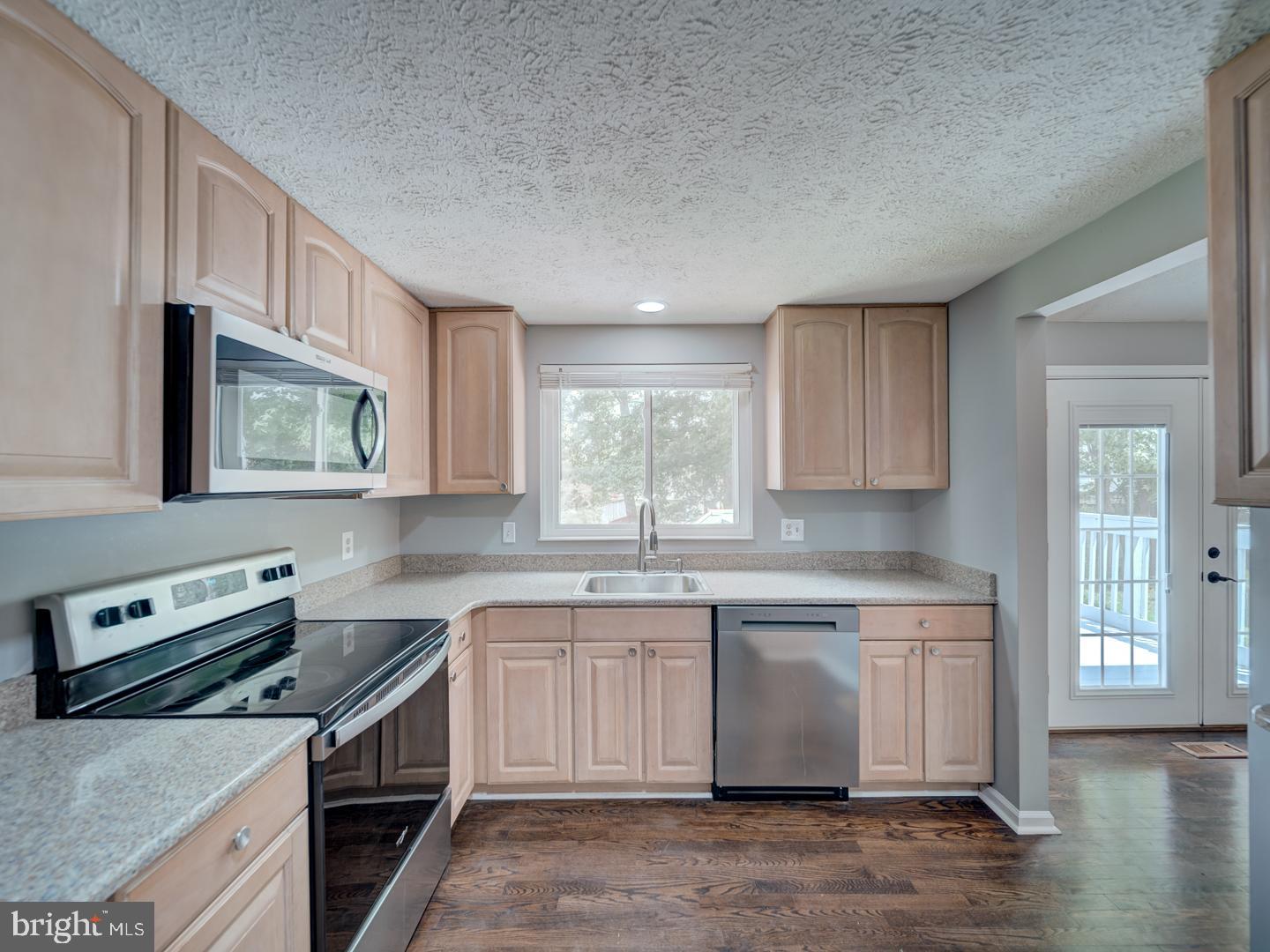 HARMANS WOODS - Residential