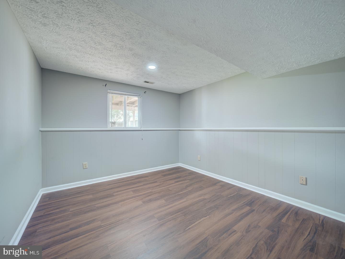 HARMANS WOODS - Residential