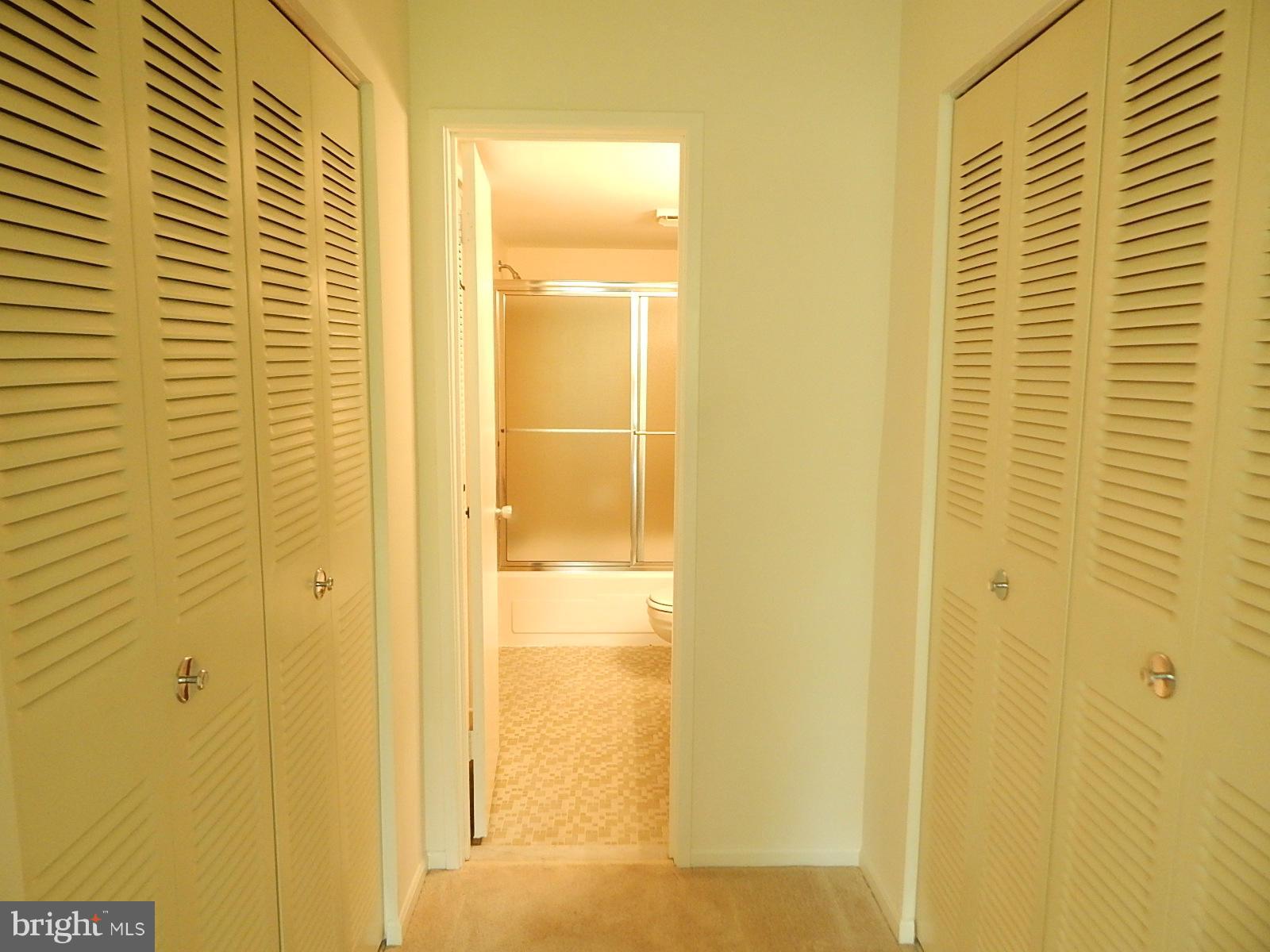 HERITAGE COURT - Residential