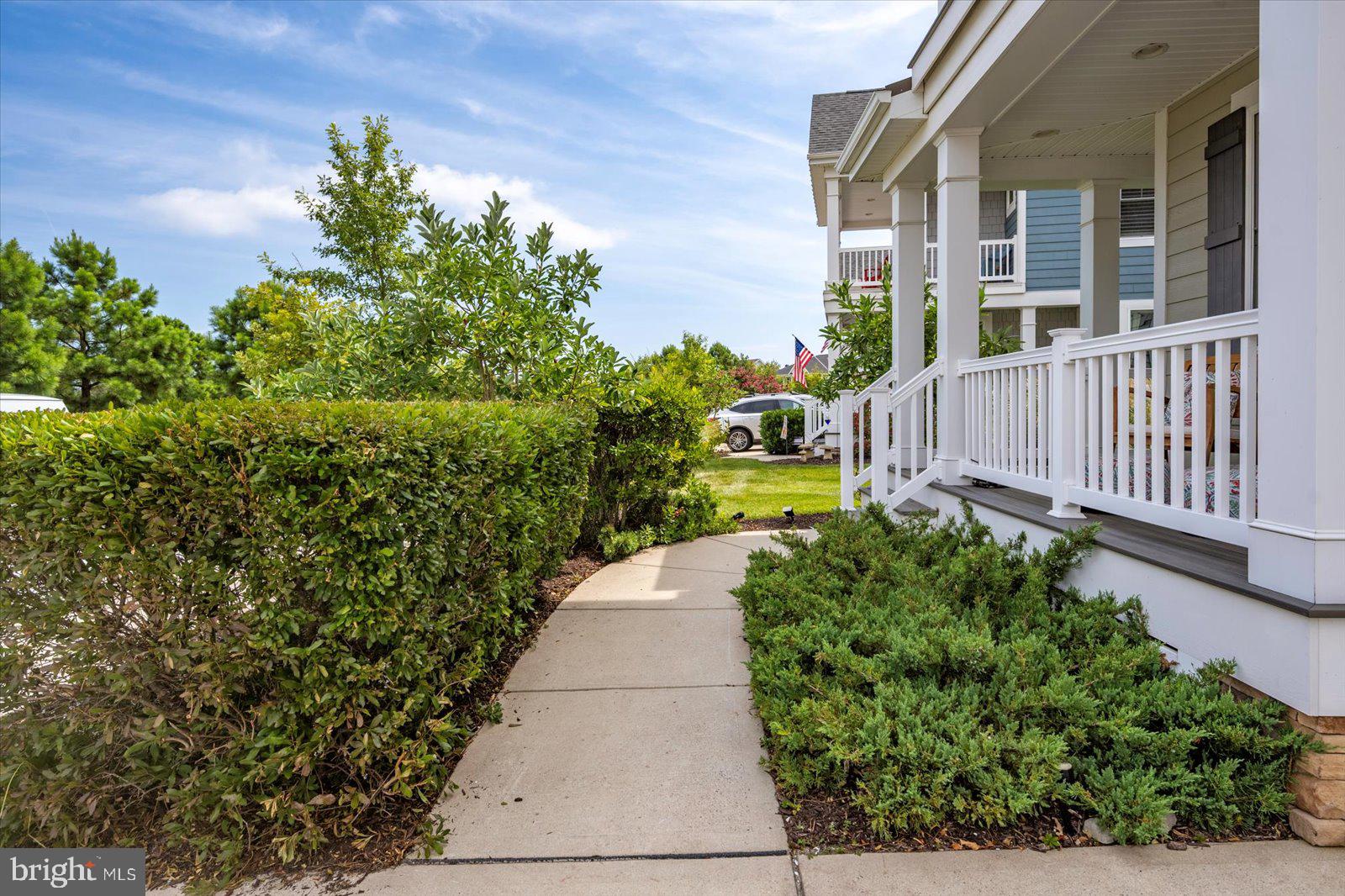 26140 CROSSWINDS LANDING