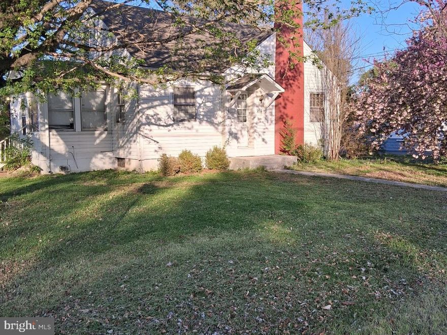 Charming 2-bedroom, 1-bath home in Martinsburg with tons of potential! Features include wood floors, a full basement, and a spacious yard on a desirable corner lot. Detached 1-car garage adds convenience. This fixer-upper is a true diamond in the rough—perfect for investors or buyers ready to make it their own. Don’t miss this opportunity!  Cash, conventional or renovation loans only.